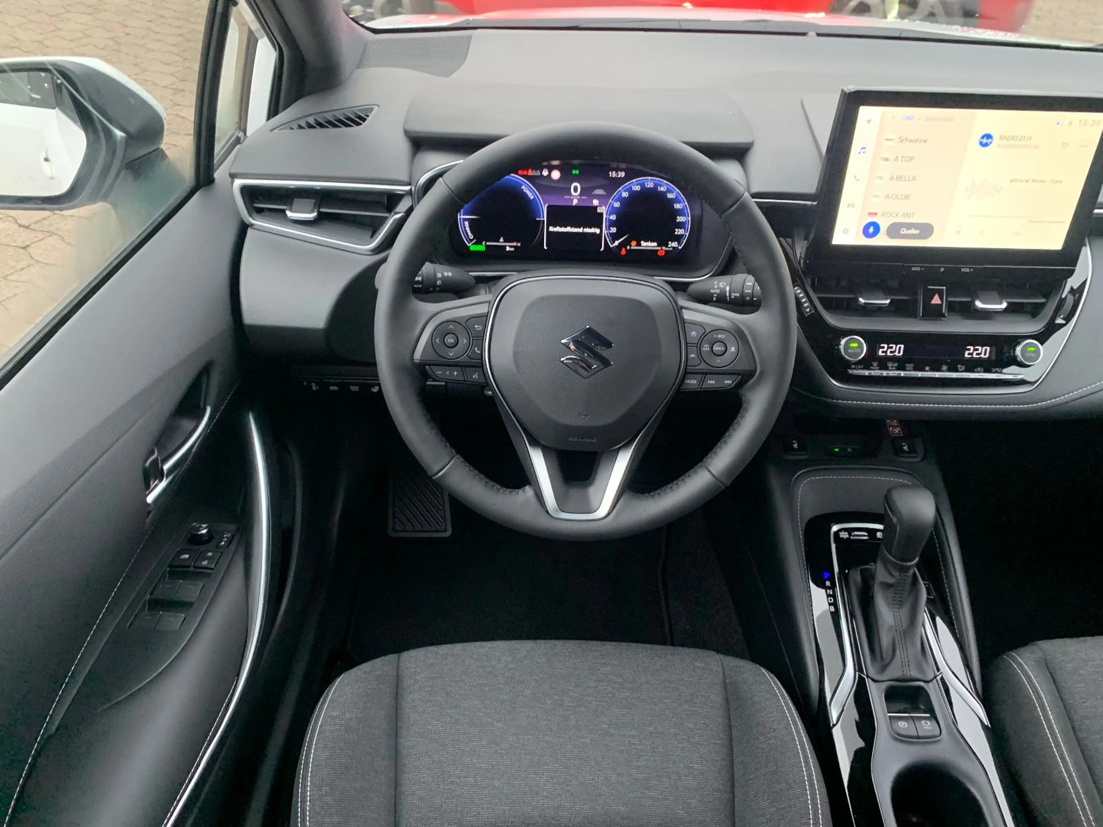 Suzuki Swace Kombi 1,8 Hybrid CVT Comfort + — photo 4