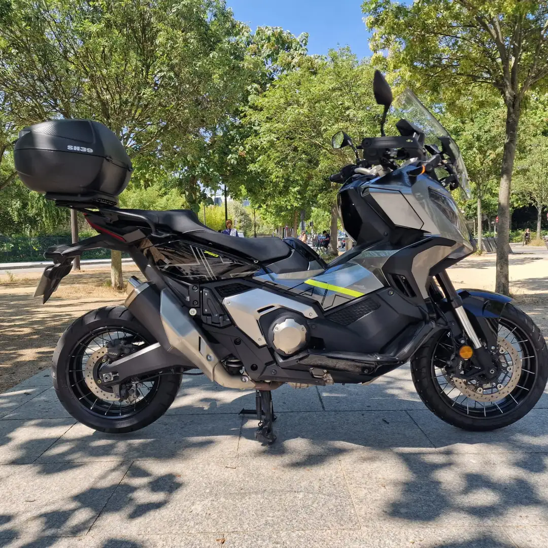 Honda X-ADV Noir - 2