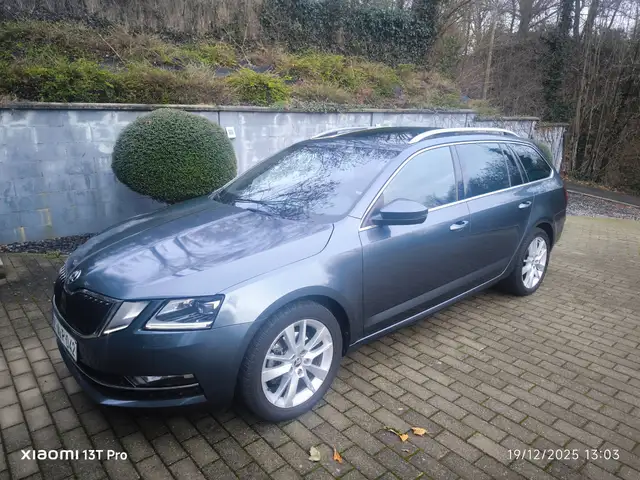 Skoda Octavia Octavia SW 1.5 TSI Amb DSG( TVA déductible))