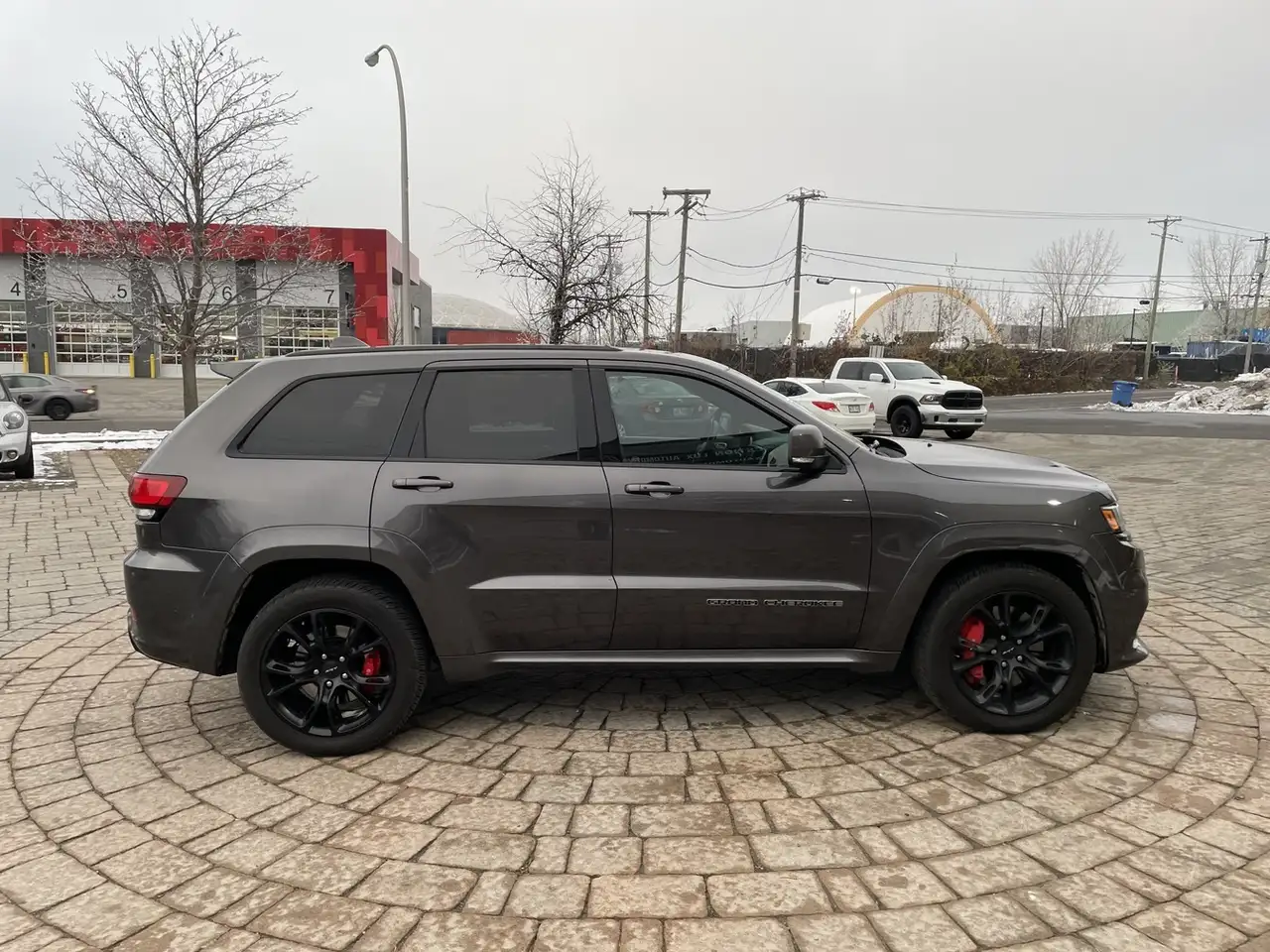 Jeep Grand Cherokee снимка Jeep Grand Cherokee