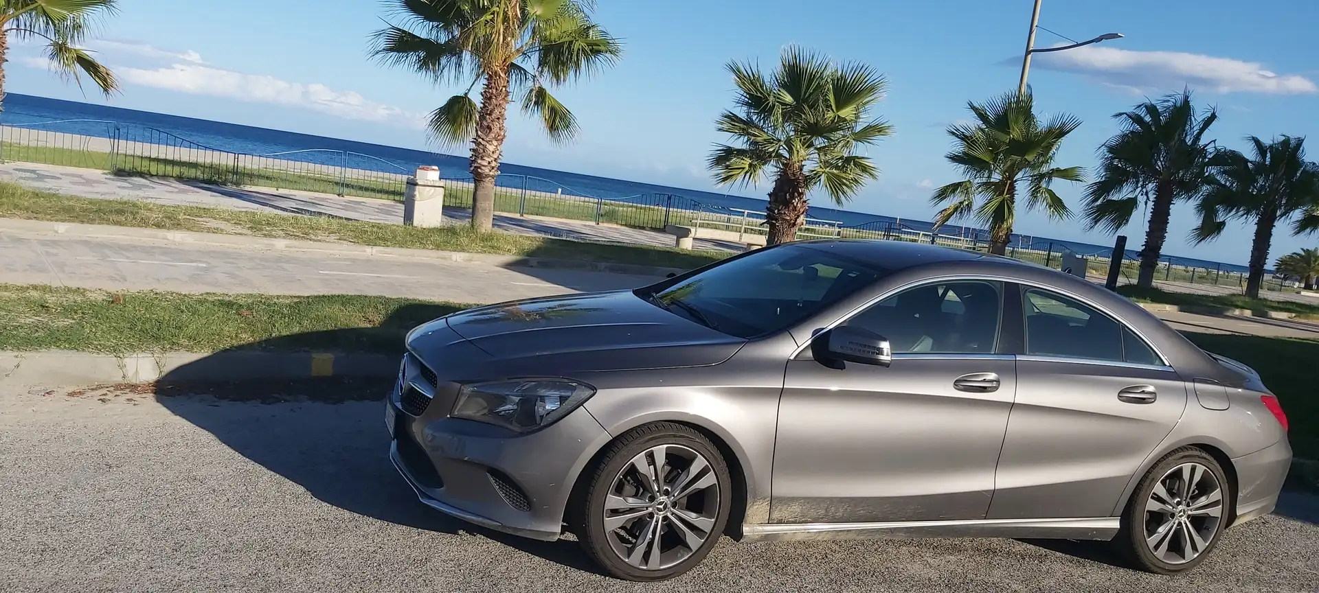 Mercedes-Benz CLA 180 CLA - C117 d Premium FL Grigio - 2