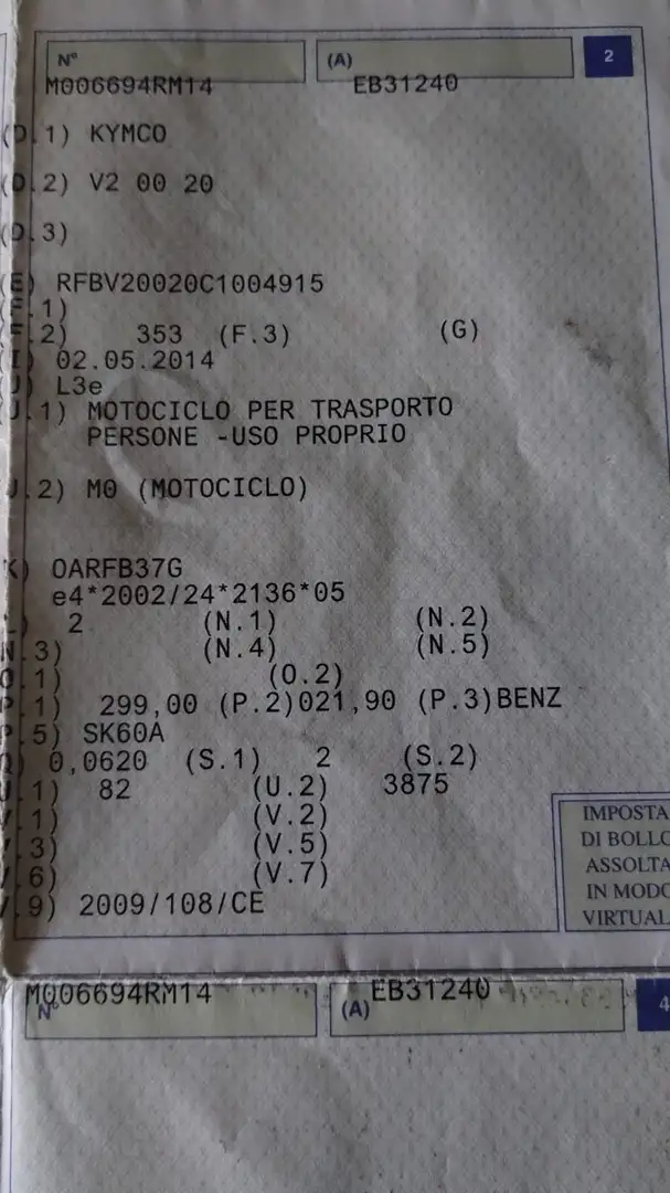 Kymco Downtown 300i White - 1