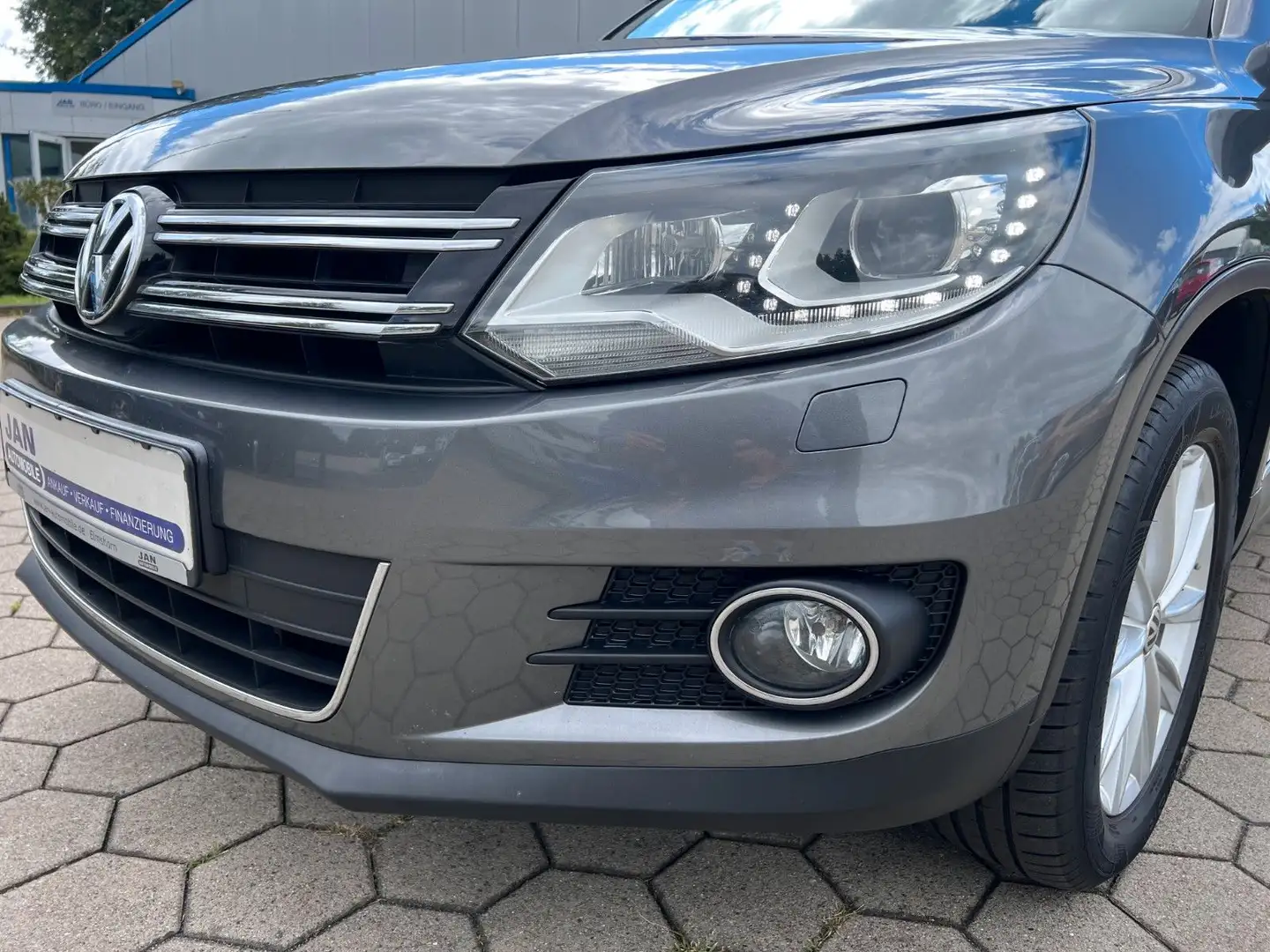 Volkswagen Tiguan Sport & Style 4Motion|Kam|StandHz|AHK| Grau - 2