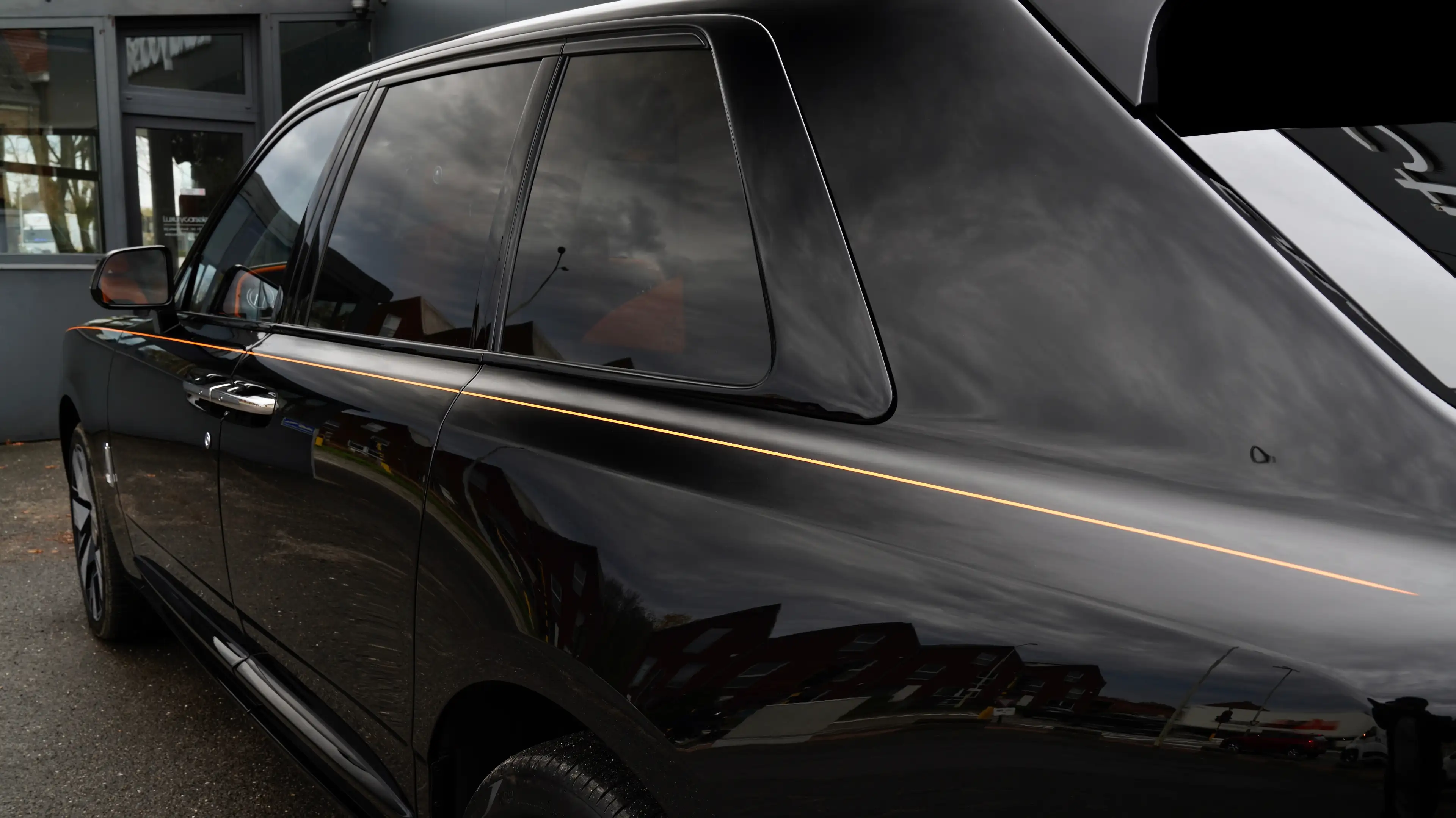 Rolls-Royce Cullinan Series II MY25 *STAR HEADLINER/BESPOKE AUDIO/FULL* — photo 13