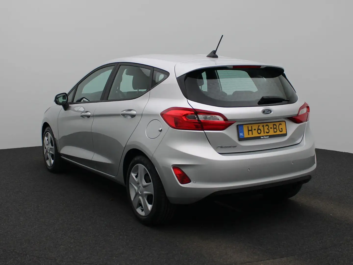 Ford Fiesta 1.0 EcoBoost Connected Navigatie | Airco | PDC | A Grijs - 2