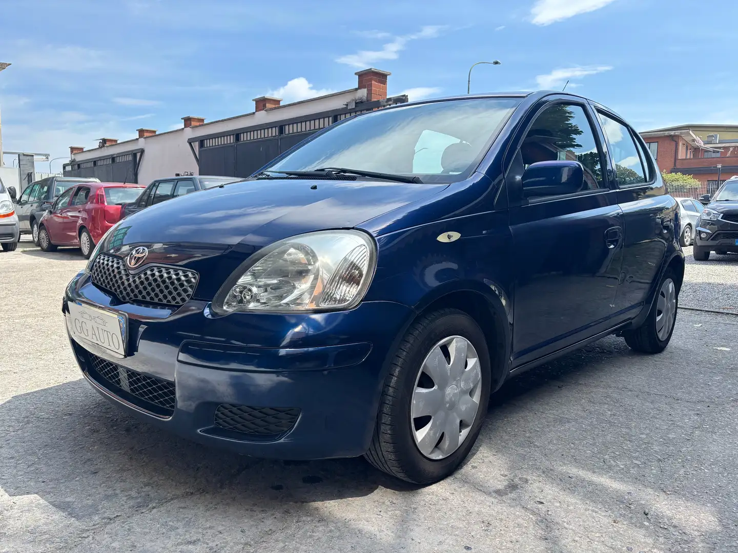 Toyota Yaris Yaris 5p 1.0 Bleu - 1