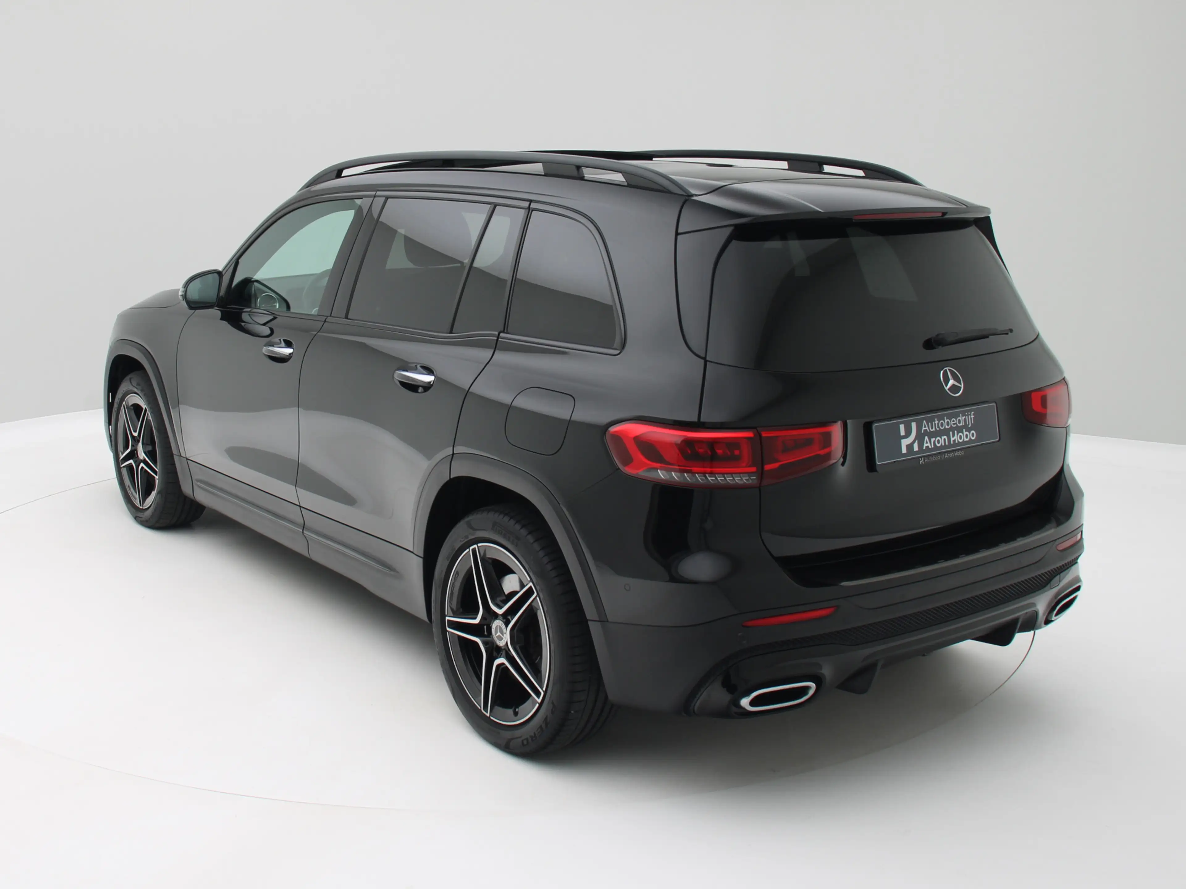 Mercedes-Benz GLB 200 AMG 7p. Pano, Trekhaak, Distronic, Memory — photo 3