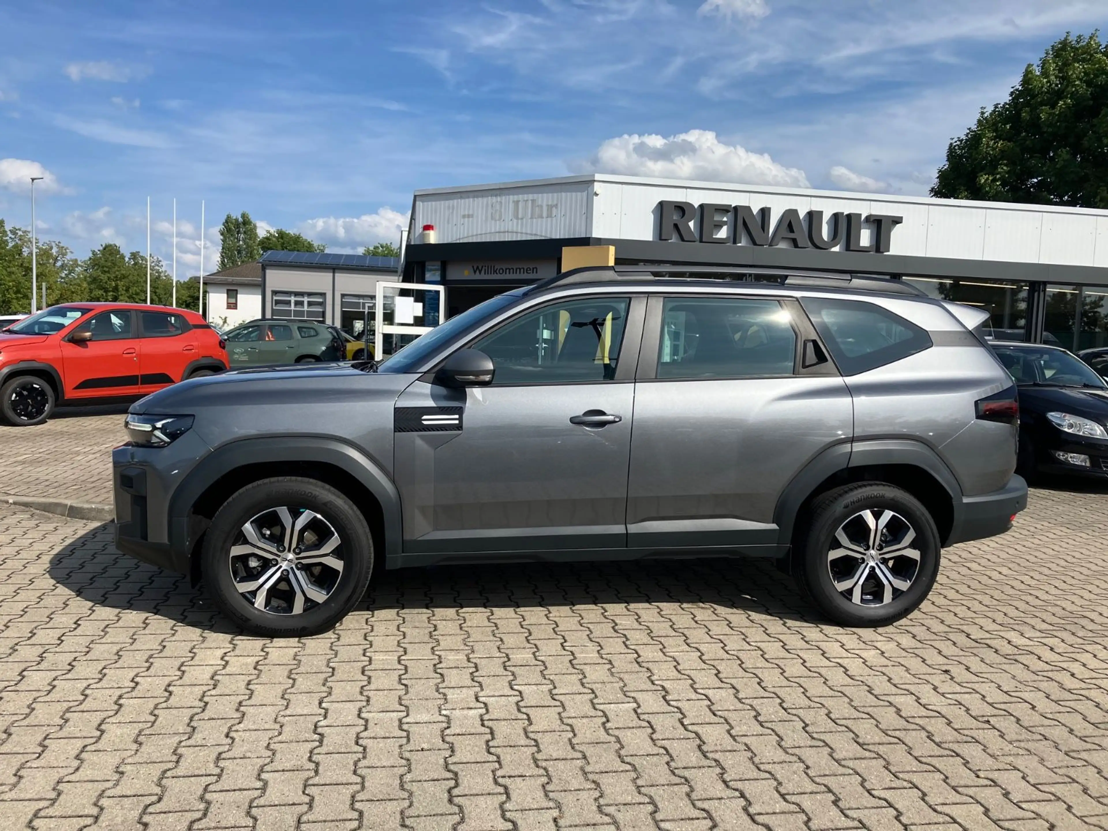 Dacia Bigster Hybrid 155 Expression — photo 5