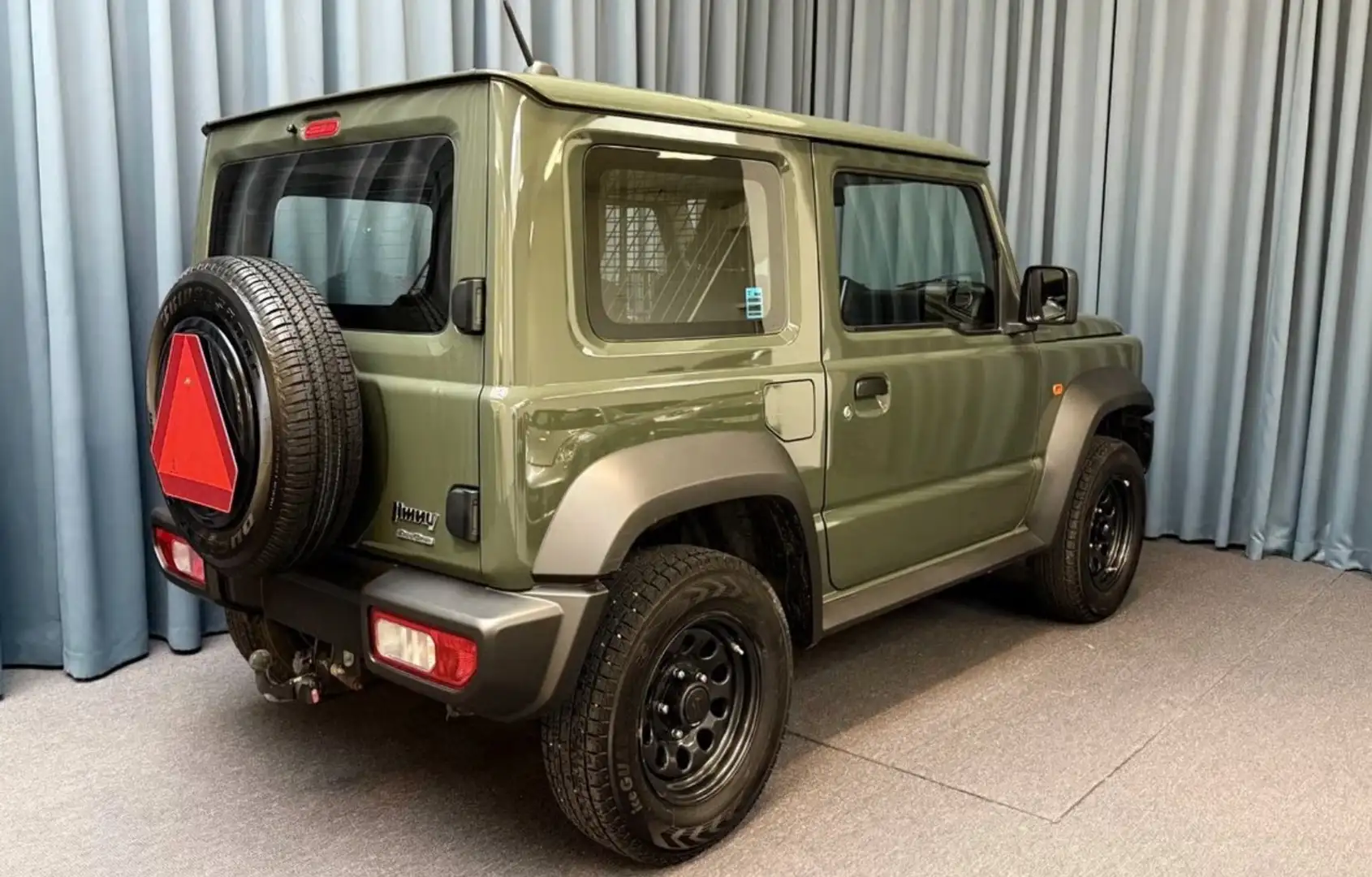 Suzuki Jimny Comfort AllGrip Grün - 2