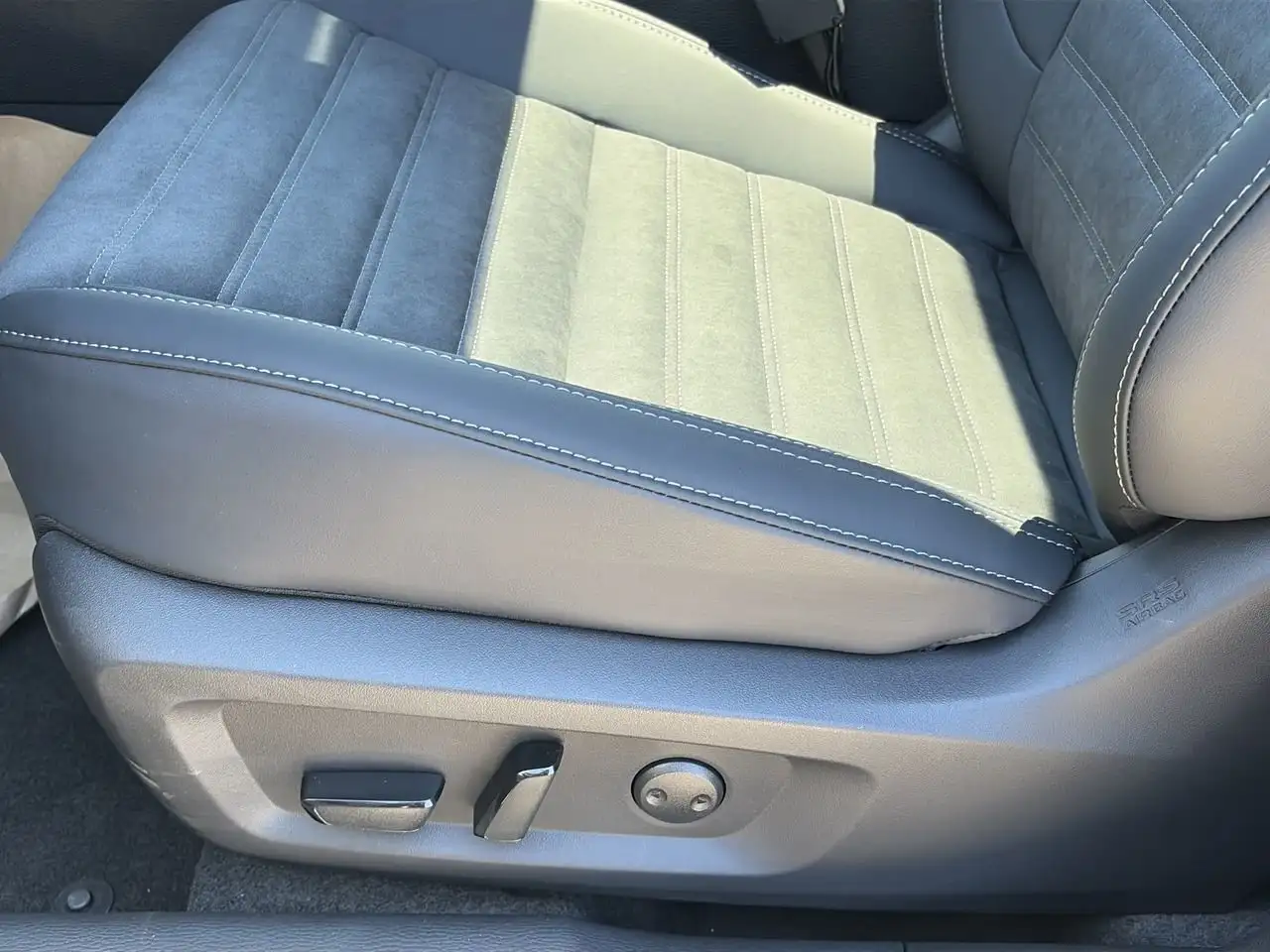 Mitsubishi Outlander fotografie Mitsubishi Outlander
