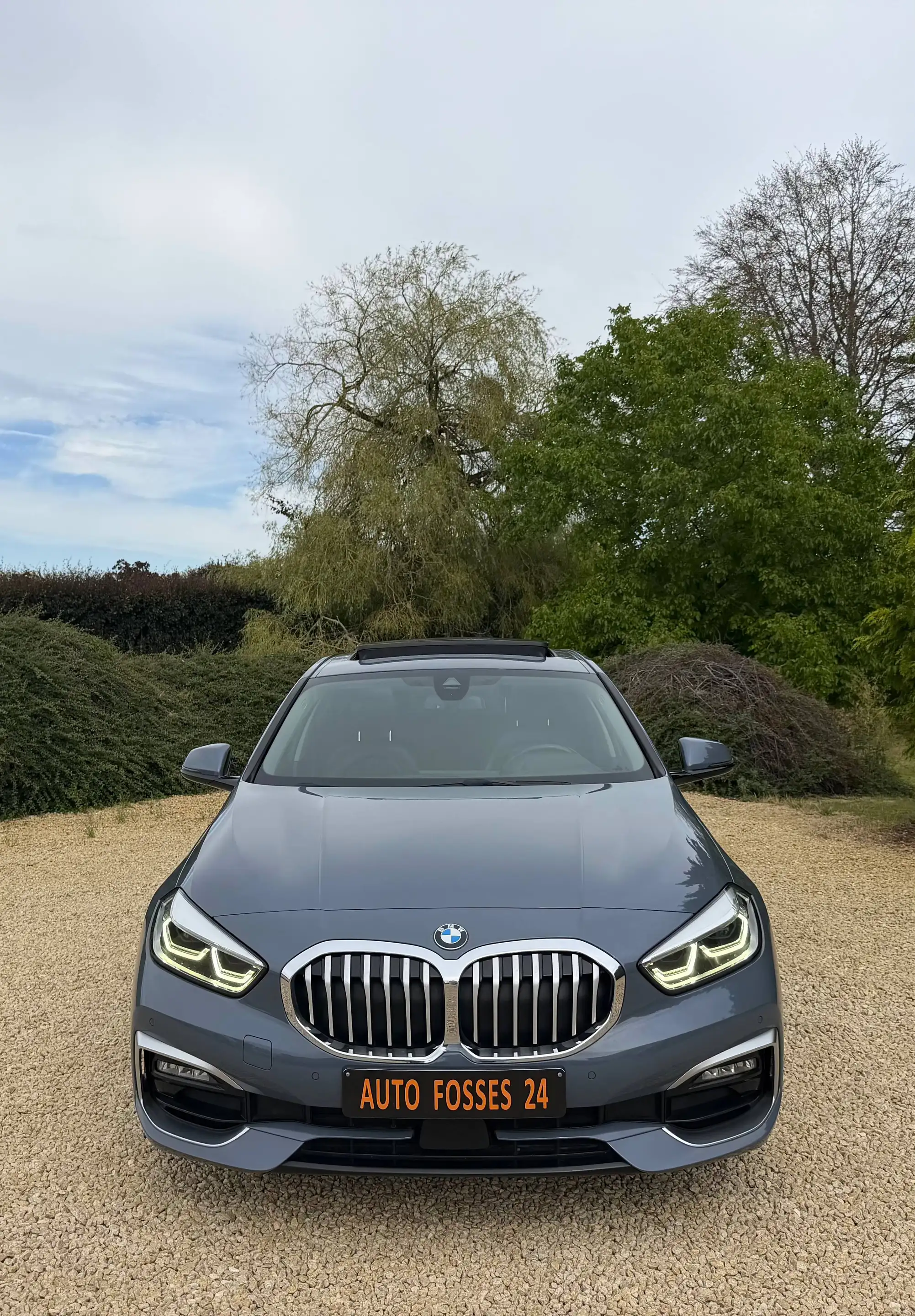 BMW 120 D FACE-LIFT 190 CV PACK LUXURY FULL OPTIONS BOITE AUTO SPORT PANORAMIQUE LED LIGHT CUIR CLIM GPS JA17' FULL — photo 9