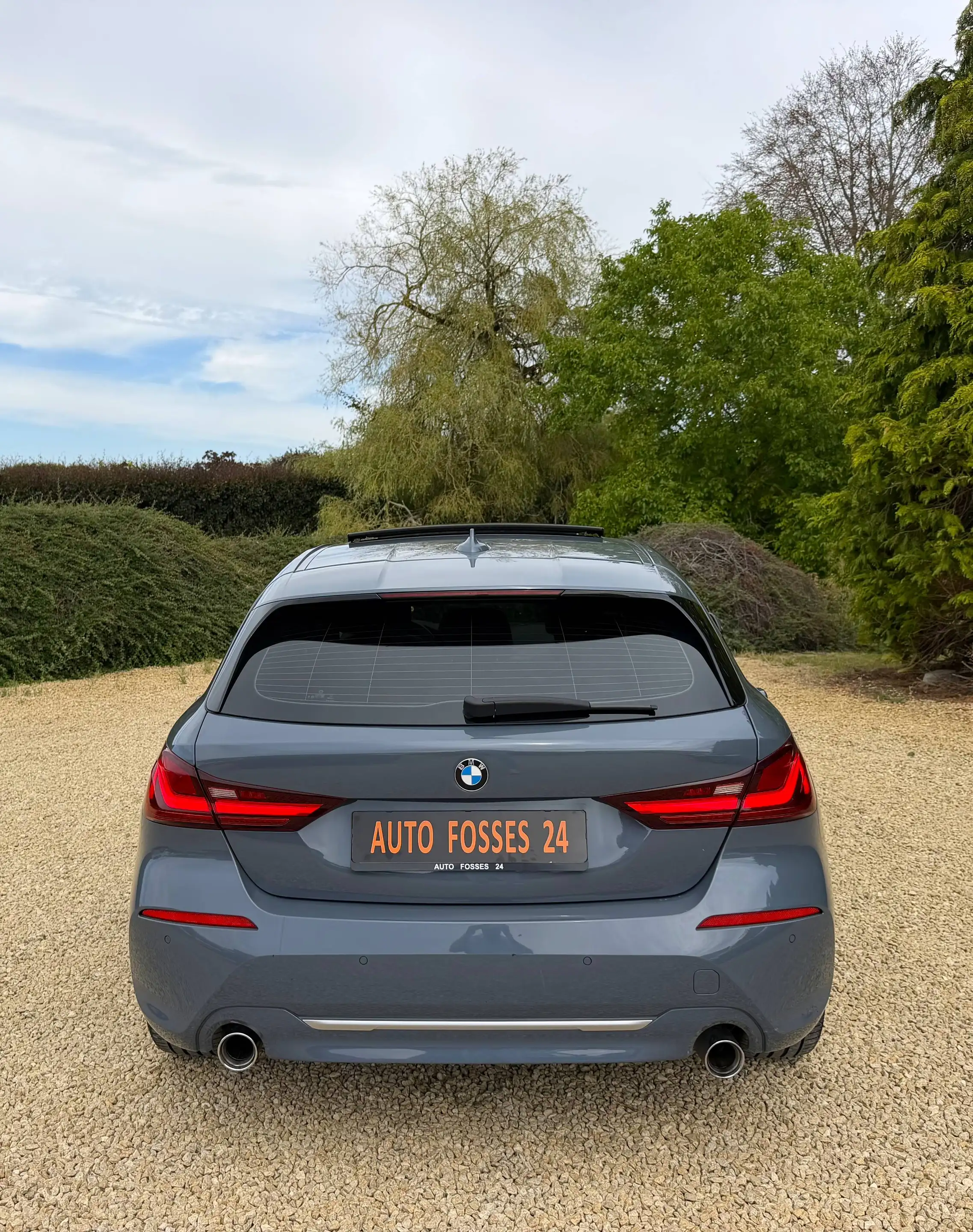 BMW 120 D FACE-LIFT 190 CV PACK LUXURY FULL OPTIONS BOITE AUTO SPORT PANORAMIQUE LED LIGHT CUIR CLIM GPS JA17' FULL — photo 7