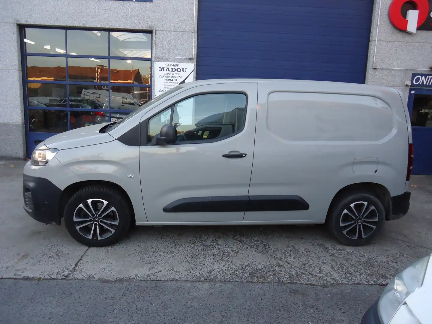 Citroen Berlingo Berlingo L2 1.6 BlueHDi 100 S Beige - 2
