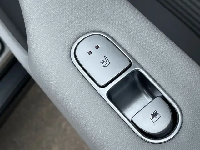 Hyundai Ioniq 6 view 13