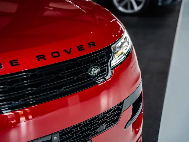 Land Rover Range Rover Sport view 7