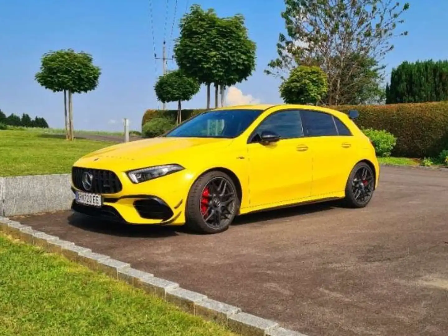 Mercedes-Benz A 45 AMG 45s Jaune - 1