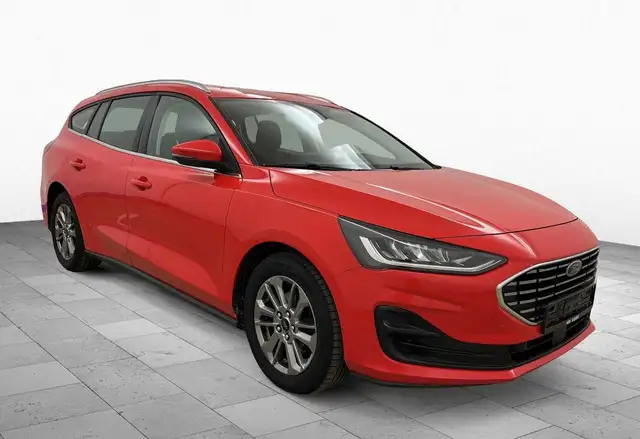 Ford Focus view 2