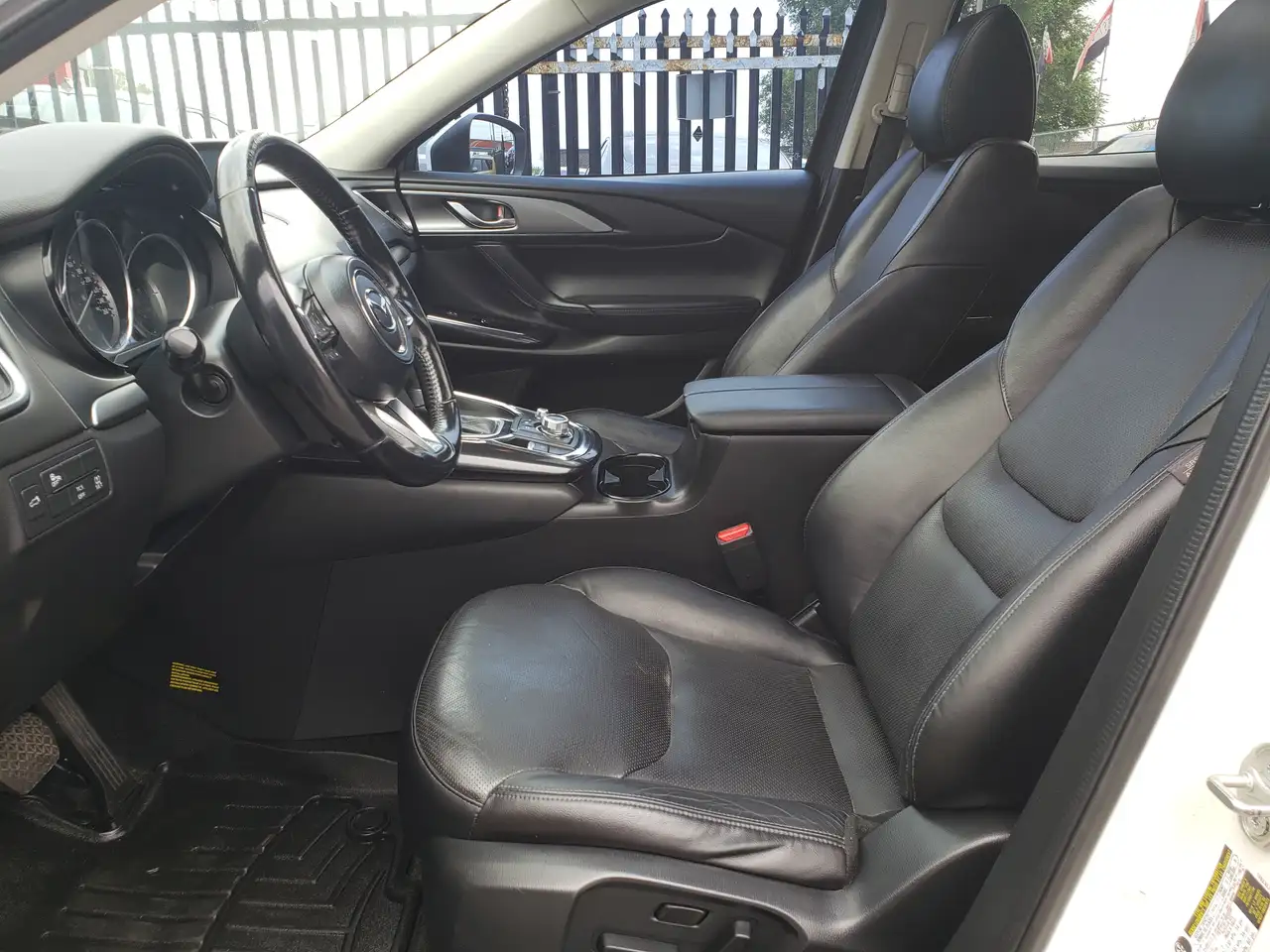 Mazda CX-9 снимка Mazda CX-9
