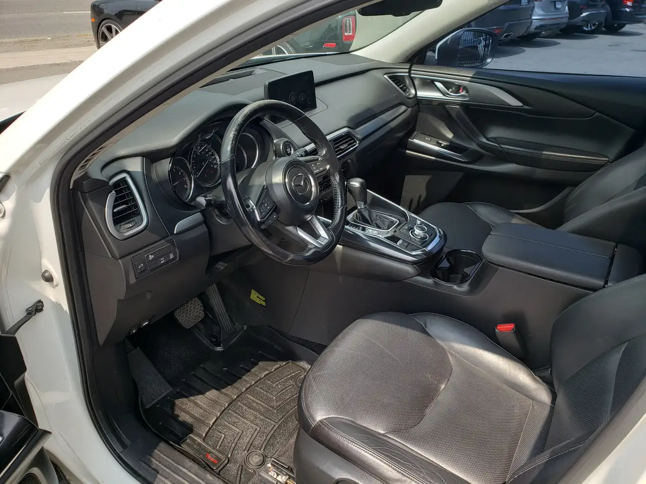 Mazda CX-9 снимка Mazda CX-9