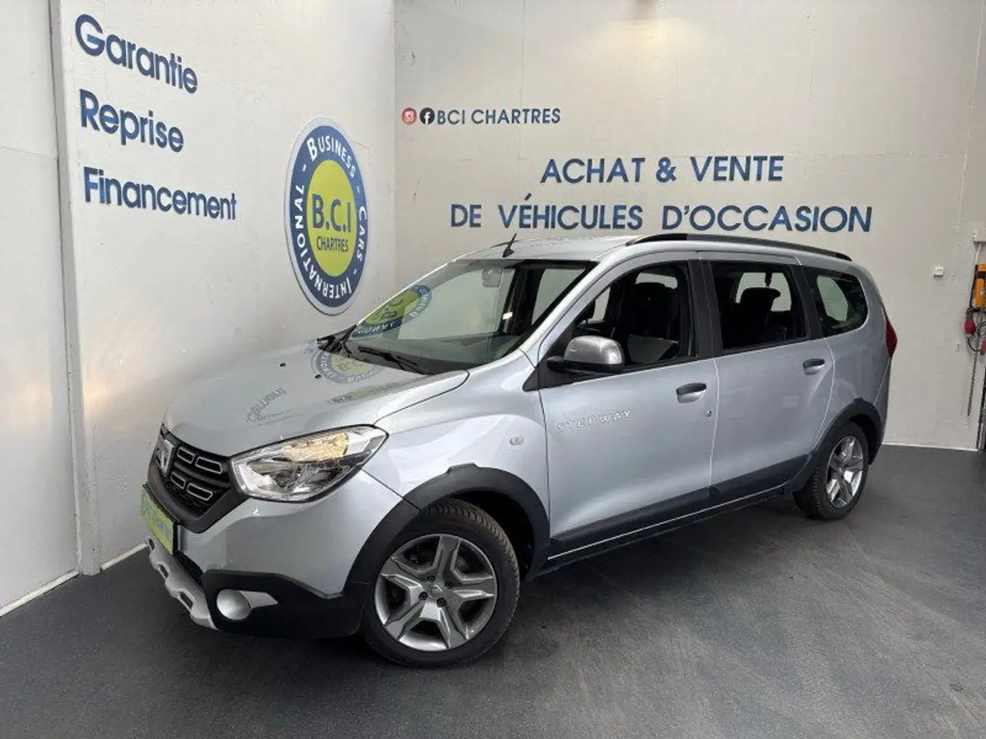 Dacia Lodgy 1.3 TCE 130CH FAP STEPWAY 7 PLACES Gris - 1
