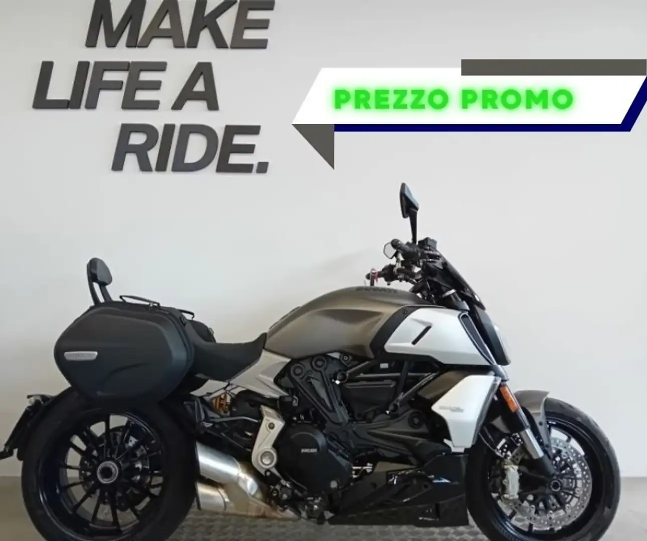 Ducati Diavel 1260 Grigio - 1