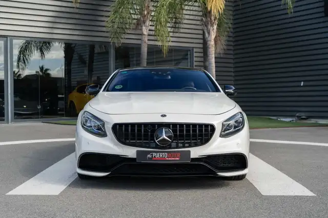 Mercedes-Benz S-Class view 2