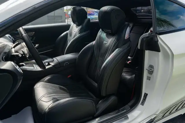Mercedes-Benz S-Class view 18