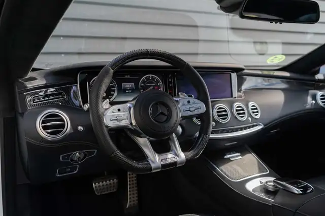 Mercedes-Benz S-Class view 16