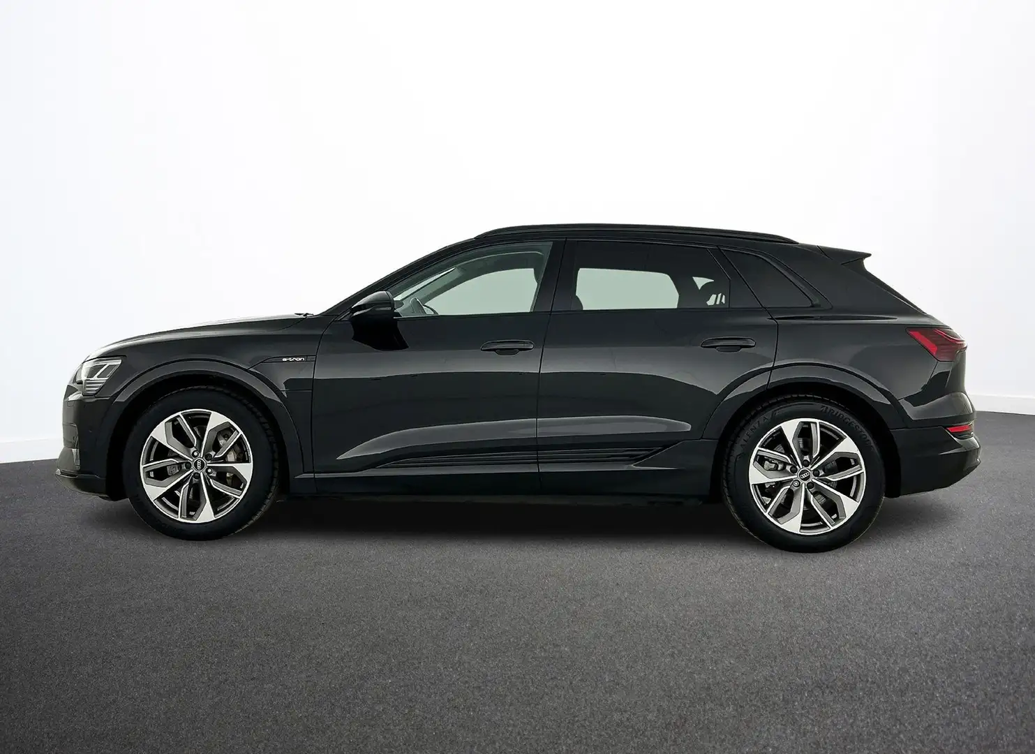 Audi e-tron 50 quattro Business edition 71 kWh Navigatie Apple Noir - 2