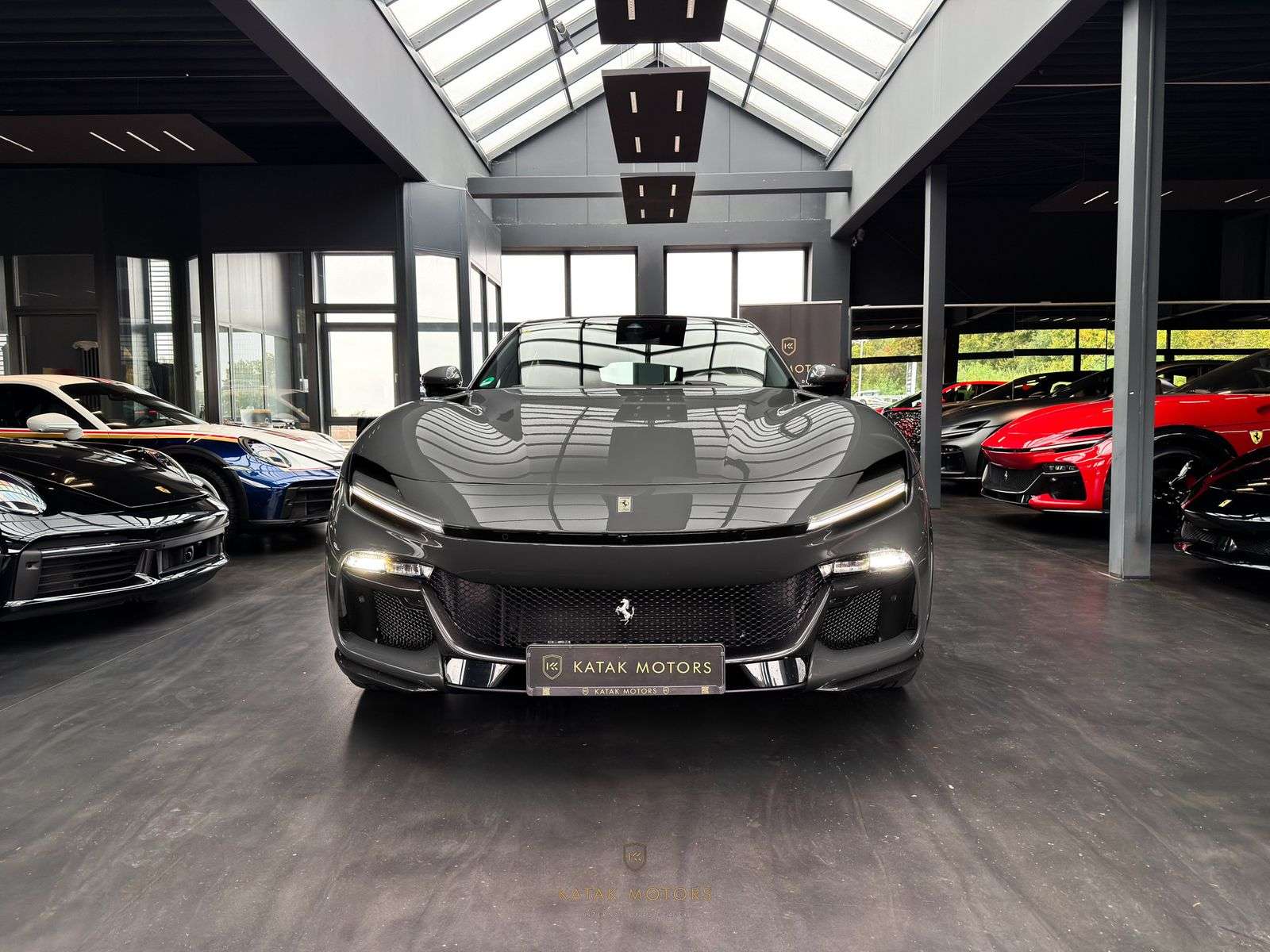 Second hand Ferrari Purosangue 