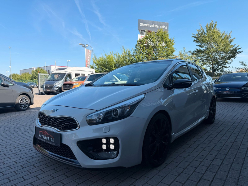 Kia Ceed / cee'd Ceed GT-Track 1.6-GDi*Navi*Panorama*Xenon — photo 6