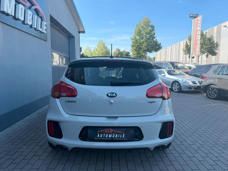 Kia Ceed / cee'd Ceed GT-Track 1.6-GDi*Navi*Panorama*Xenon — photo 4