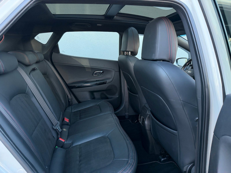 Kia Ceed / cee'd Ceed GT-Track 1.6-GDi*Navi*Panorama*Xenon — photo 11