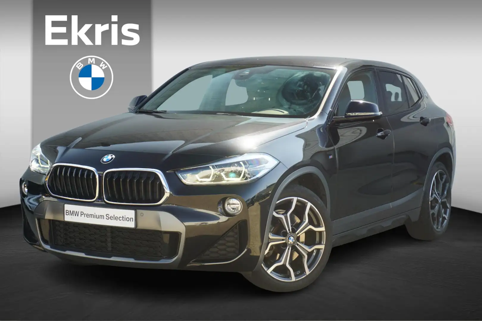 BMW X2 sDrive20i M Sportpakket X 19'' / Trekhaak / Drivin Noir - 1