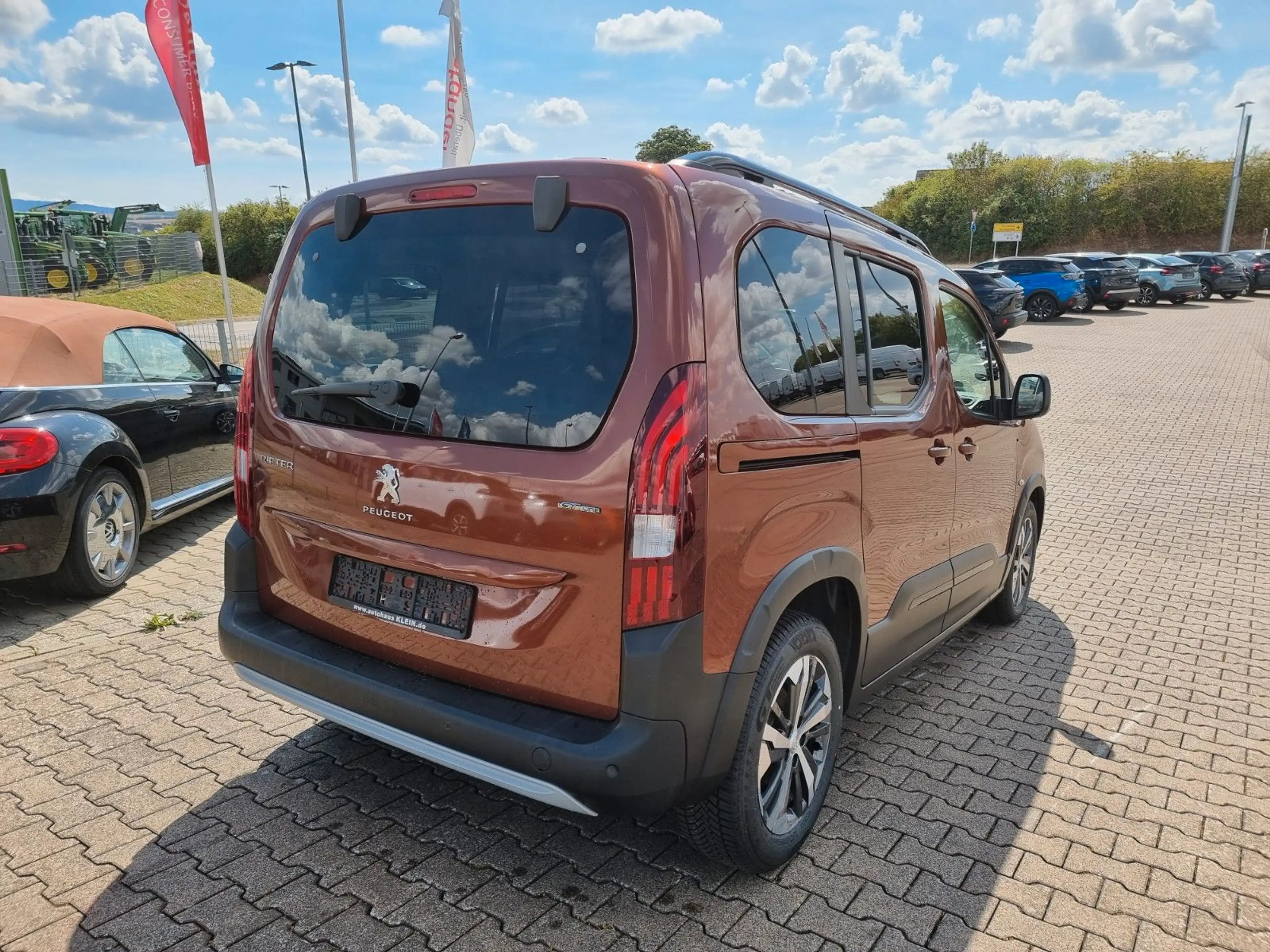 Peugeot Rifter BlueHDi 130 EAT8 GT *TEMP*NAVI*KLIMA*PDC — photo 6