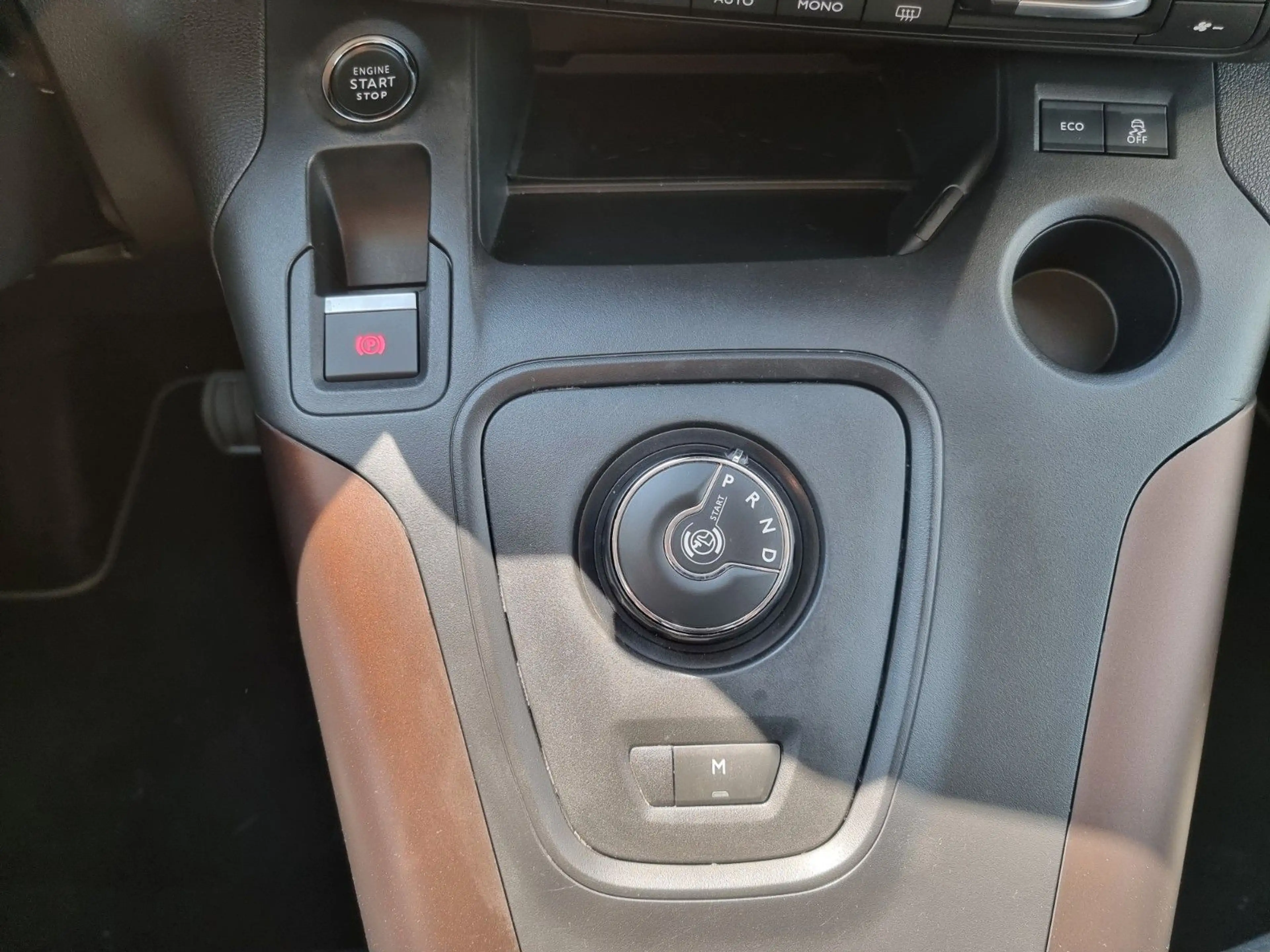 Peugeot Rifter BlueHDi 130 EAT8 GT *TEMP*NAVI*KLIMA*PDC — photo 13