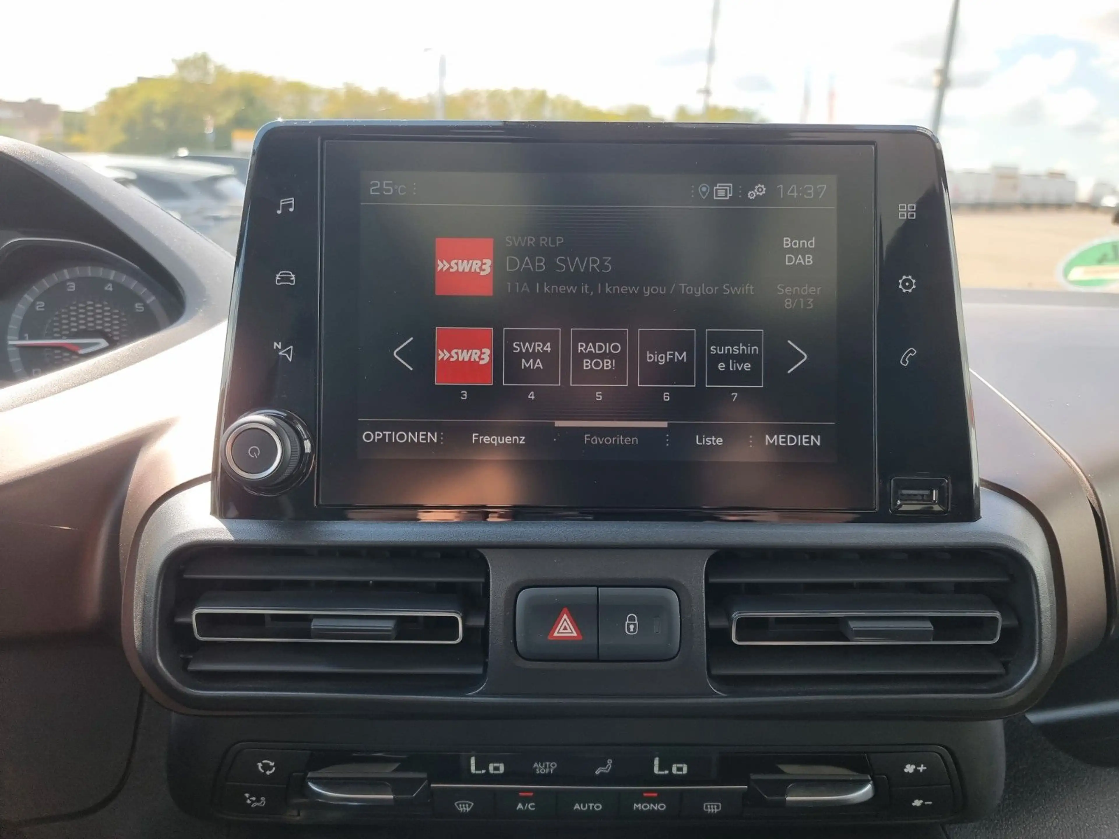 Peugeot Rifter BlueHDi 130 EAT8 GT *TEMP*NAVI*KLIMA*PDC — photo 15
