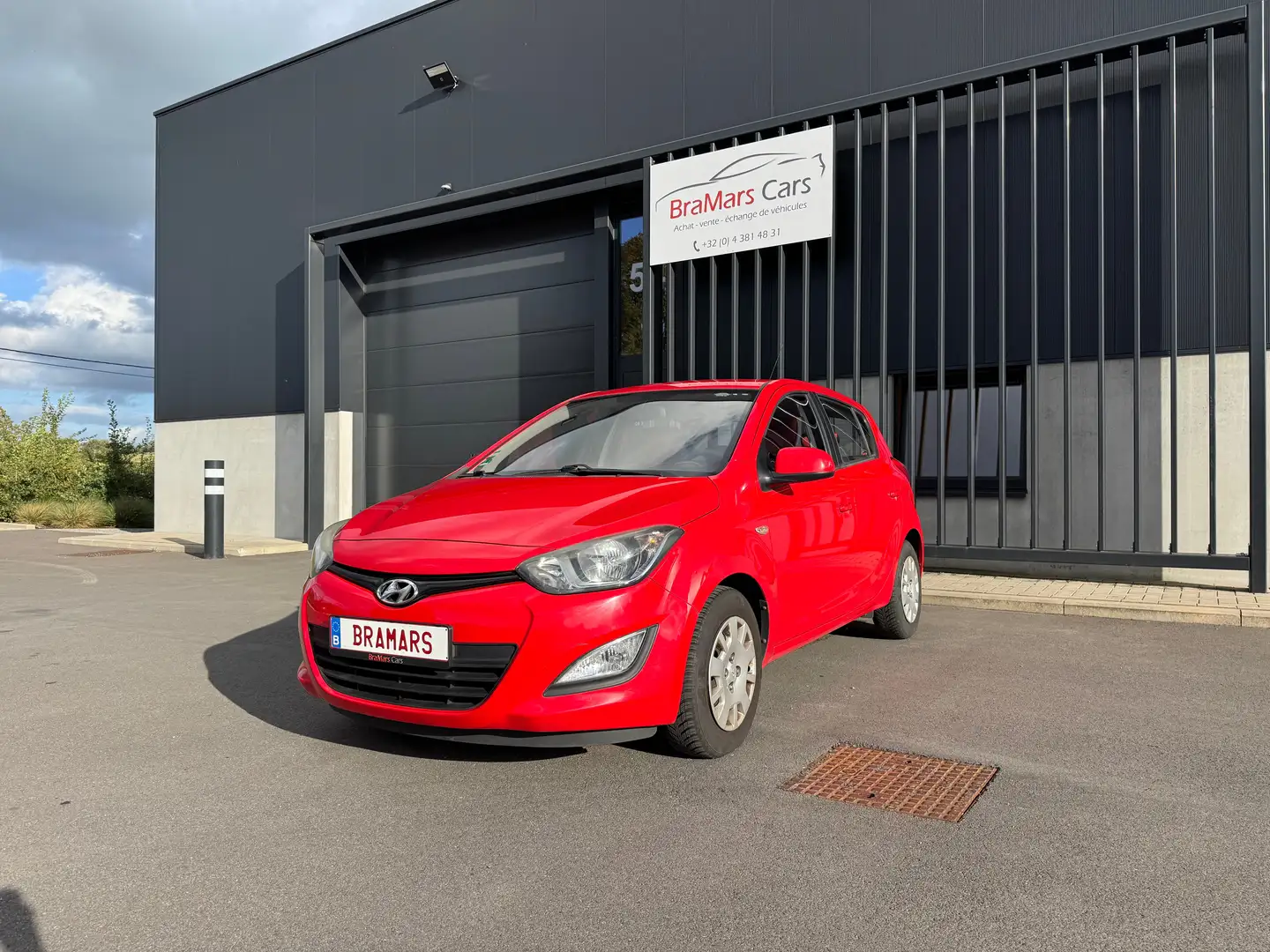 Hyundai i20 i20 1.2i ✅ 12 MOIS DE GARANTIE ✅ Rot - 1