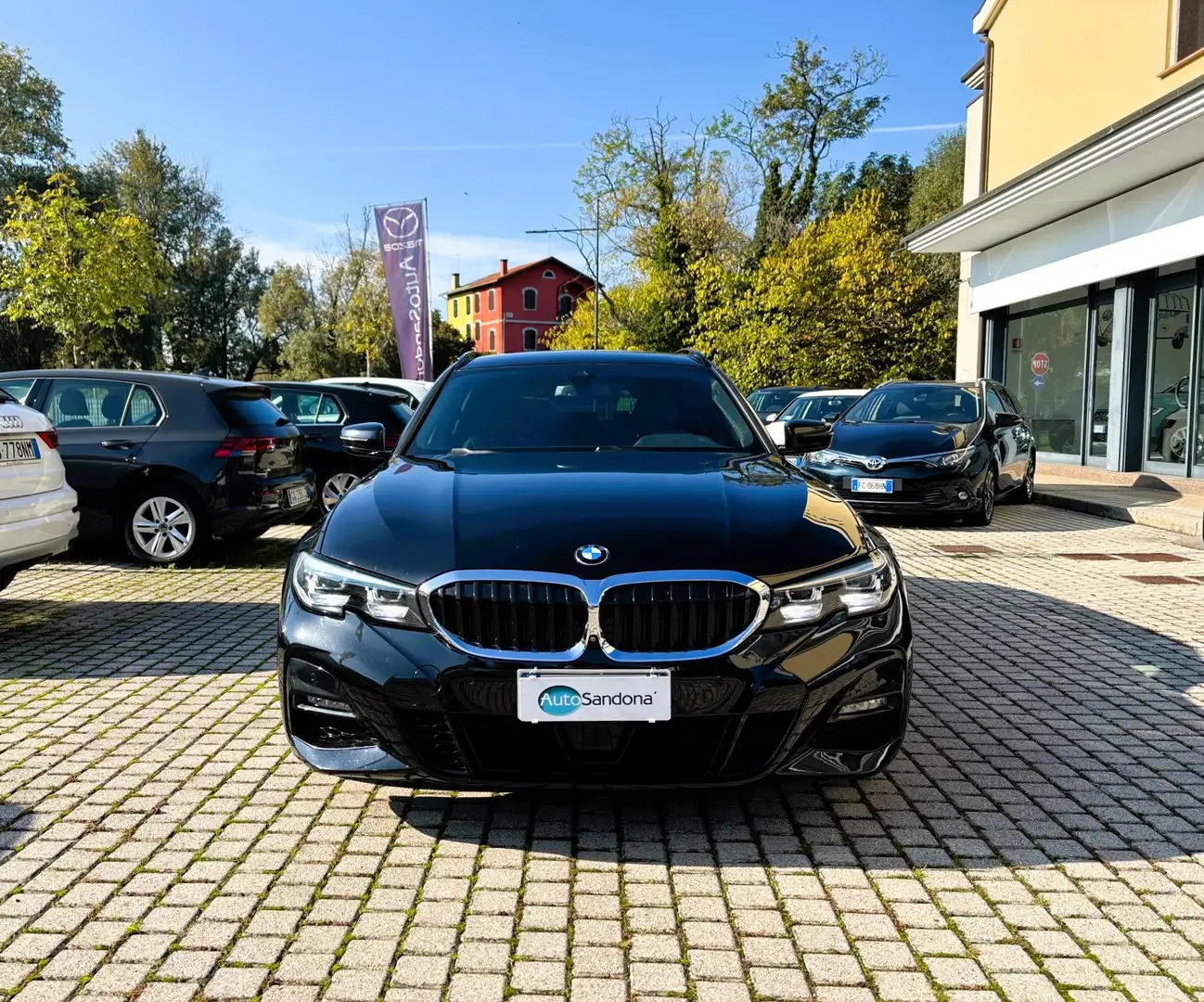 BMW 320 Touring MHEV 48V M Sport auto Zwart - 2
