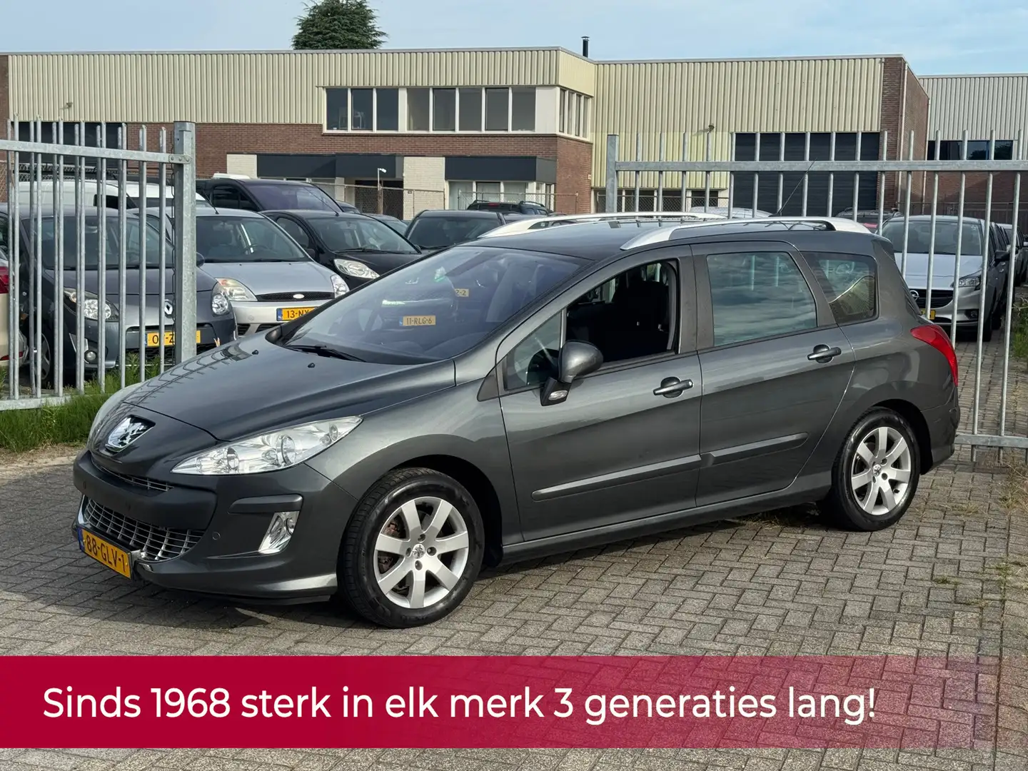 Peugeot 308 1.6 THP XT Stationwagon 150PK! Pano l Cruise l Air Grijs - 1