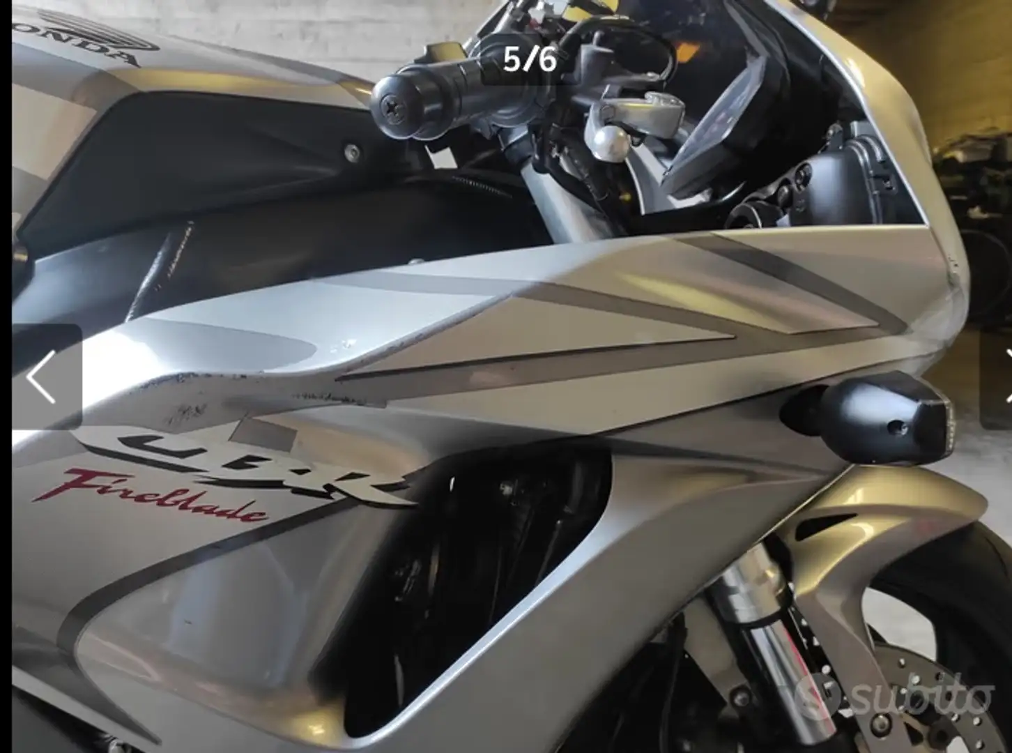 Honda CBR 1000 FIREBLADE Argintiu - 2
