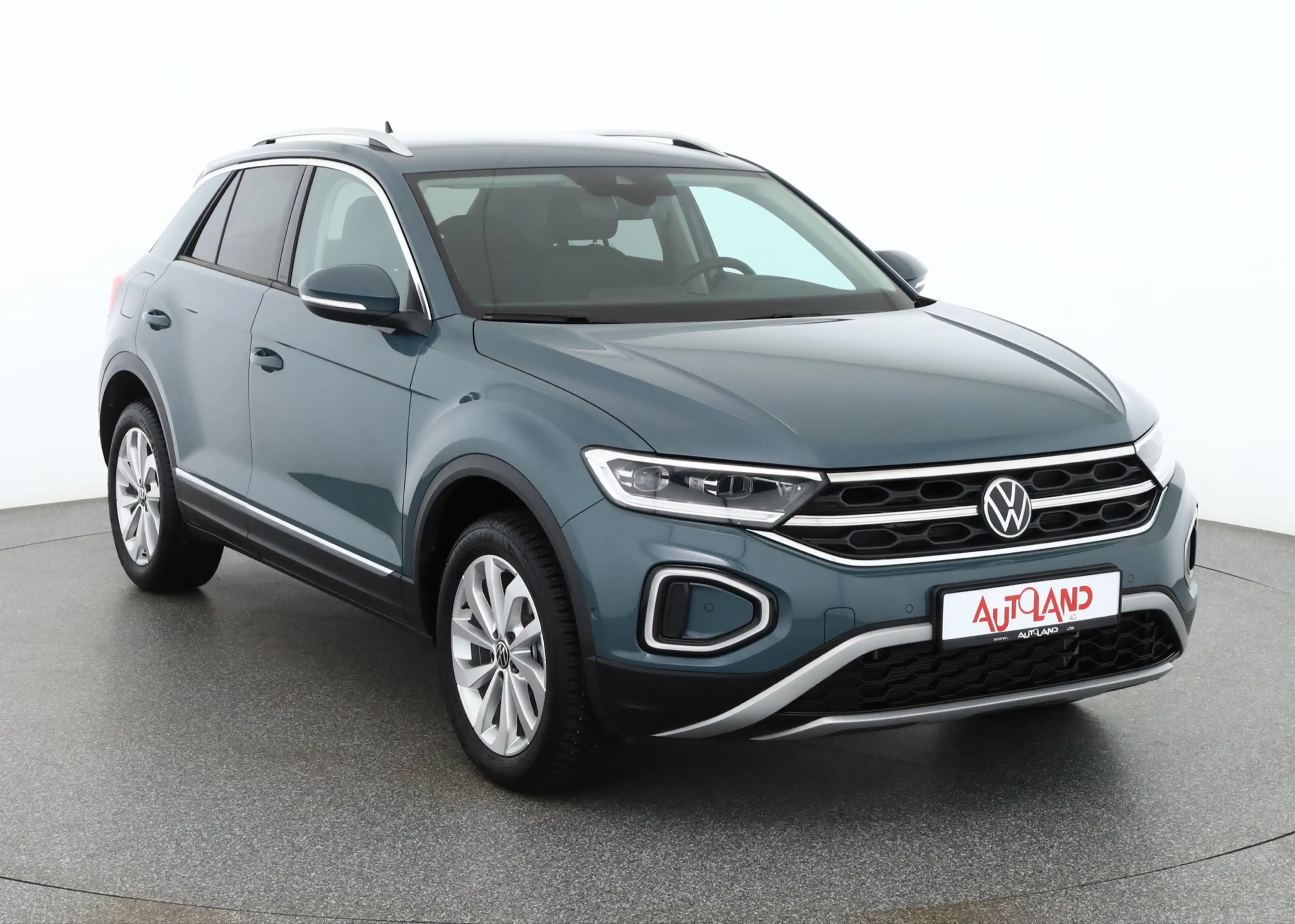 Volkswagen T-Roc 1.5 TSI DSG Matrix ACC Kamera — photo 7