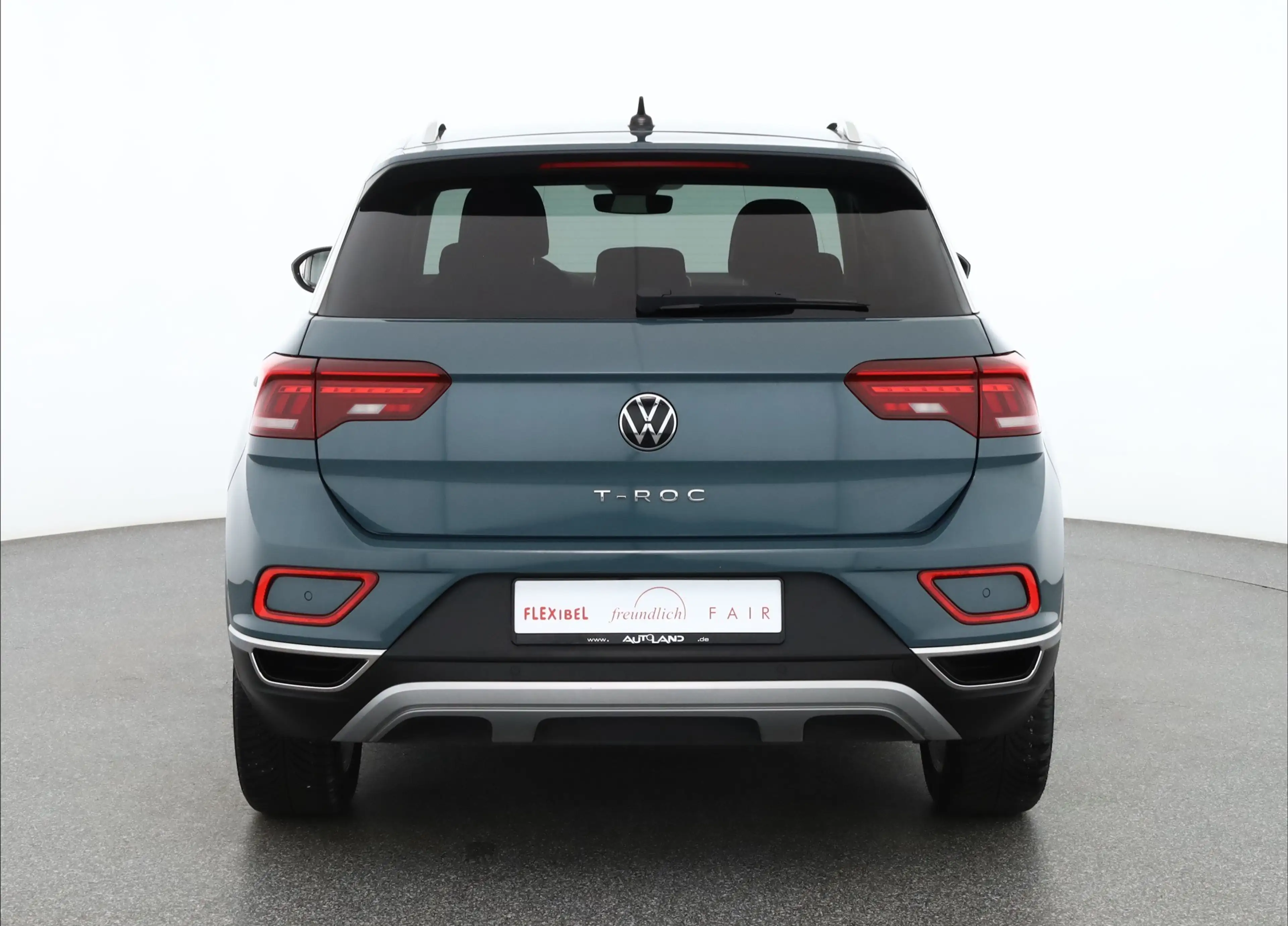 Volkswagen T-Roc 1.5 TSI DSG Matrix ACC Kamera — photo 4