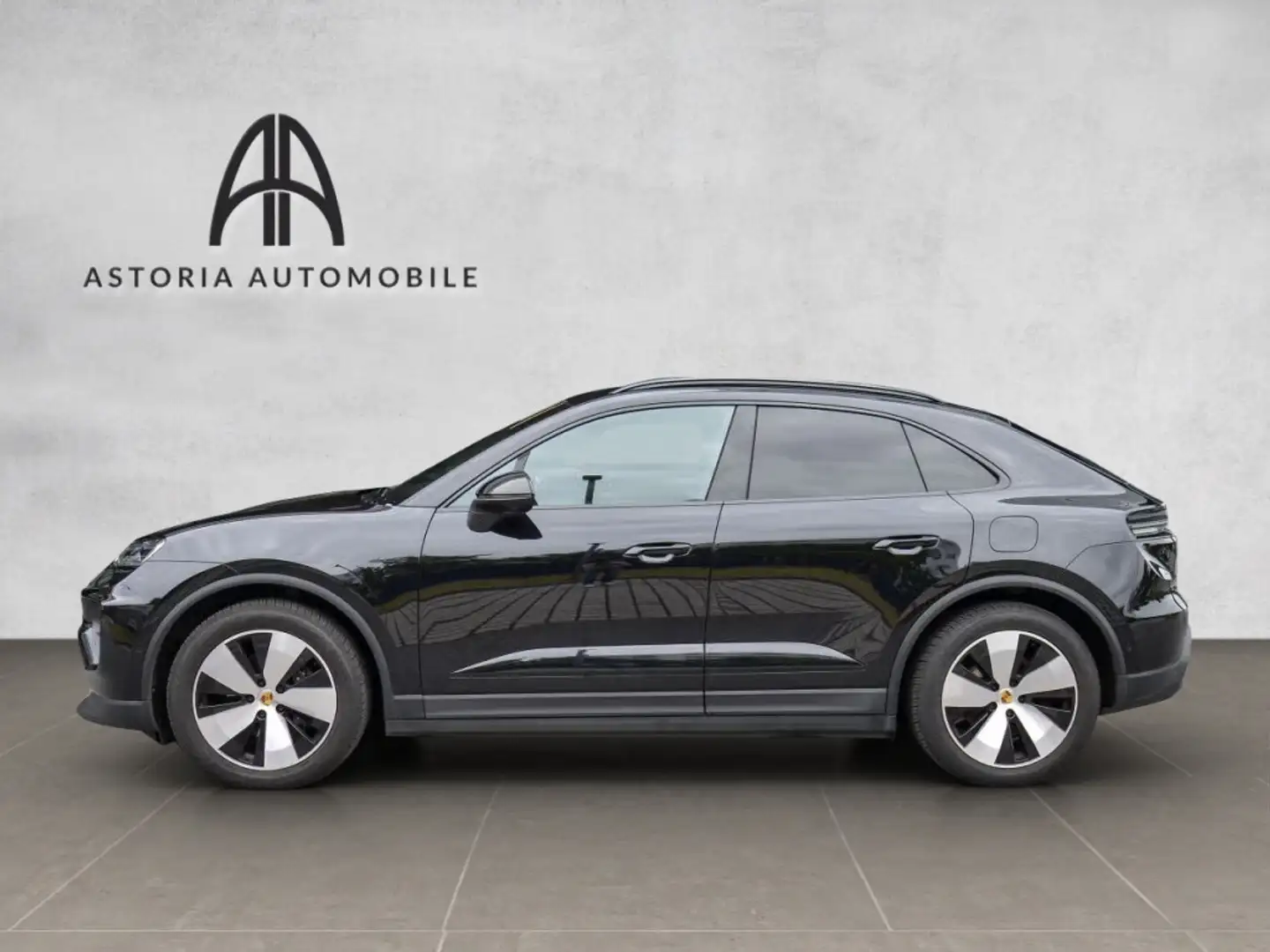 Porsche Macan 4 InnoDr. Matrix Pano BOSE AHK 14W 360° - 2