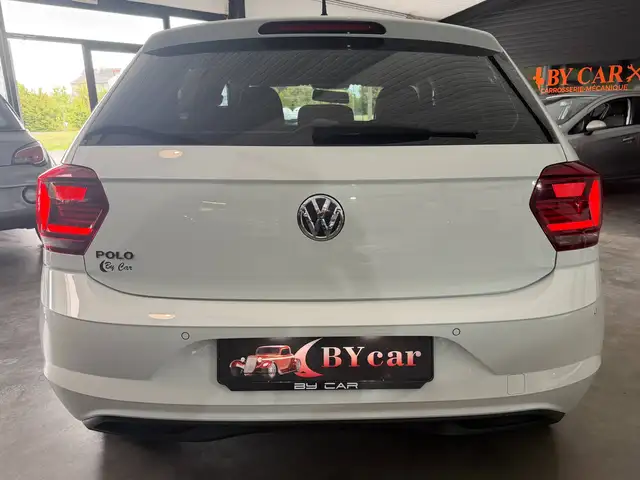 Volkswagen Polo view 6