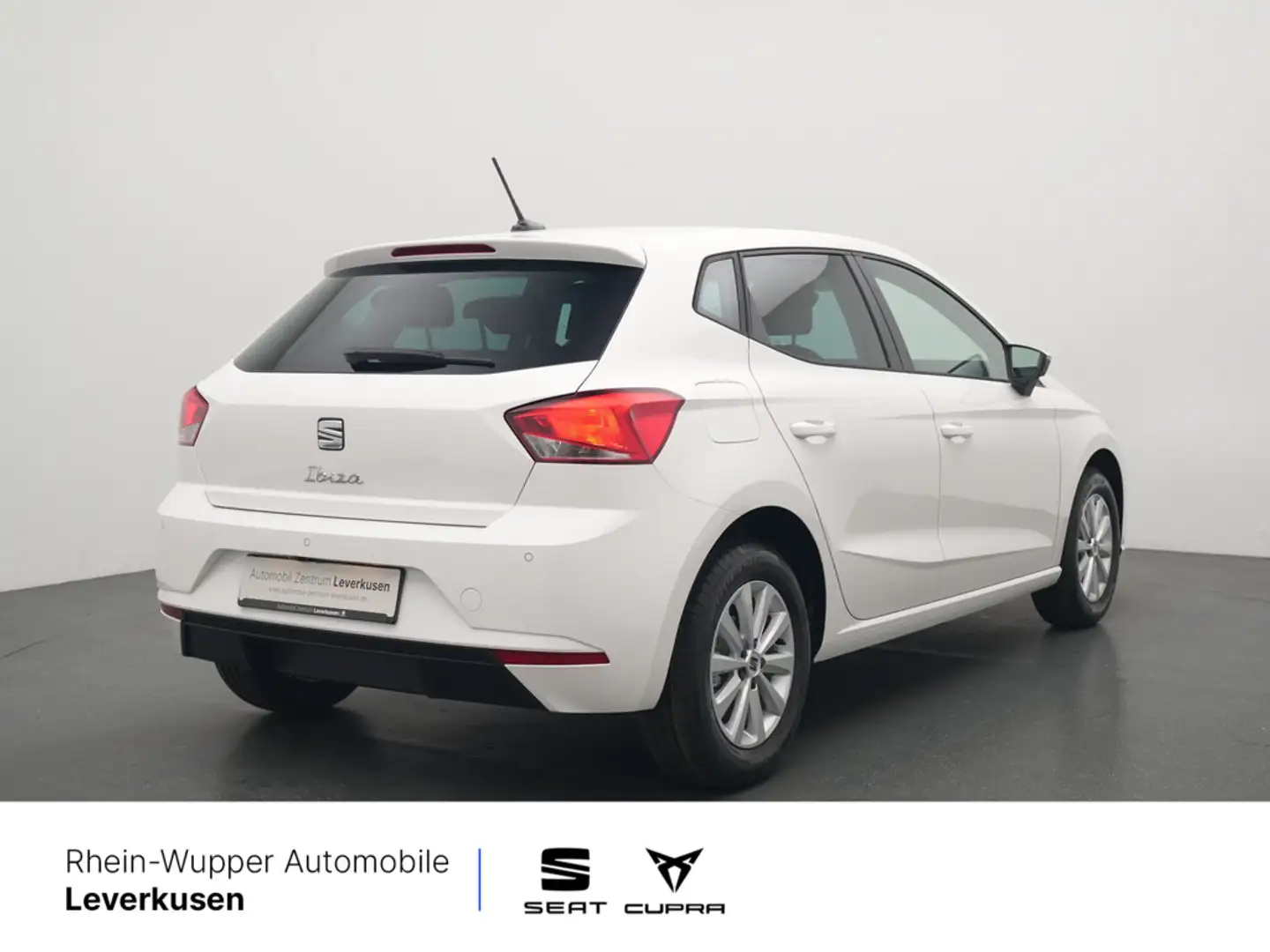 SEAT Ibiza TSI DSG Road Edition LED ACC NAVI VIRT Wit - 2