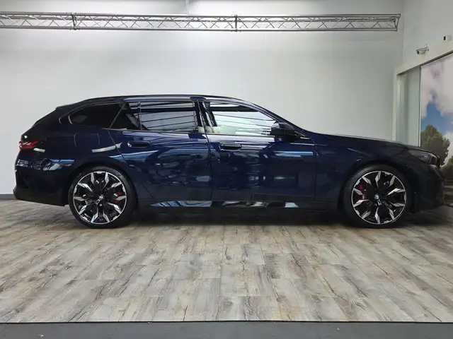 BMW M view 4