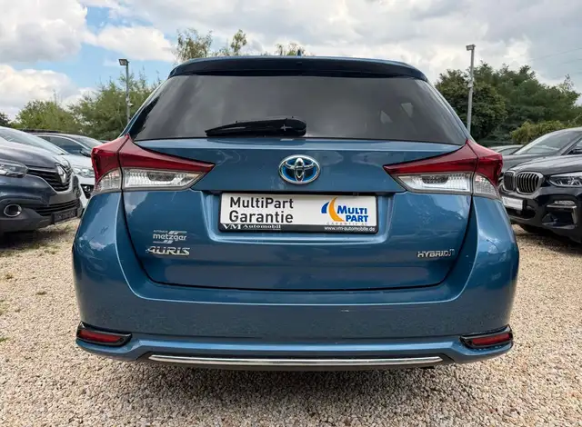 Toyota Auris view 5