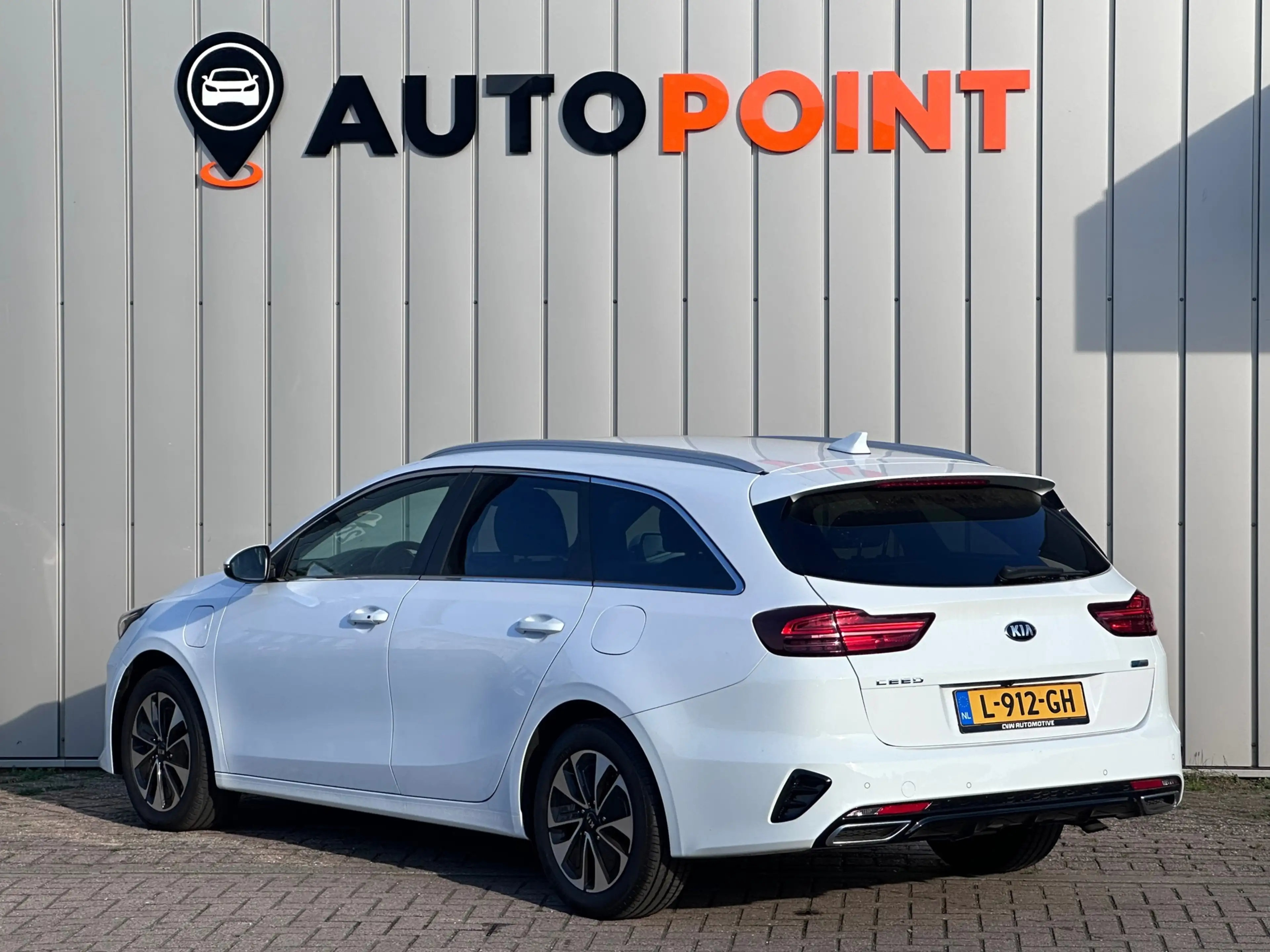 Kia Ceed SW / cee'd SW Sportswagon 1.6 GDI PHEV DynamicPlusLine EERSTE EI — photo 5