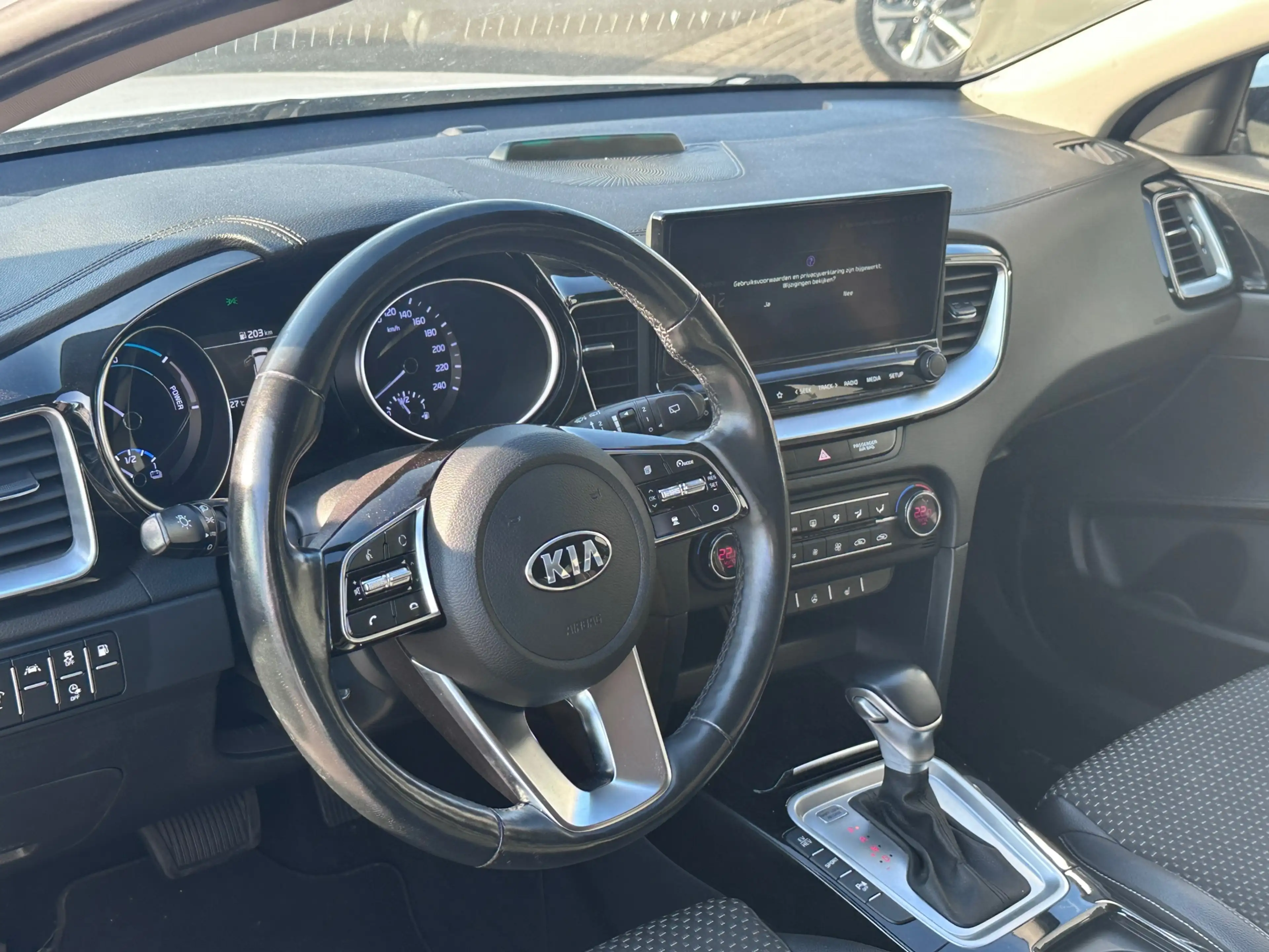 Kia Ceed SW / cee'd SW Sportswagon 1.6 GDI PHEV DynamicPlusLine EERSTE EI — photo 8